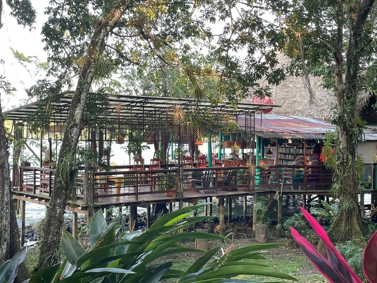 Property building in Tortugal Boutique River Lodge