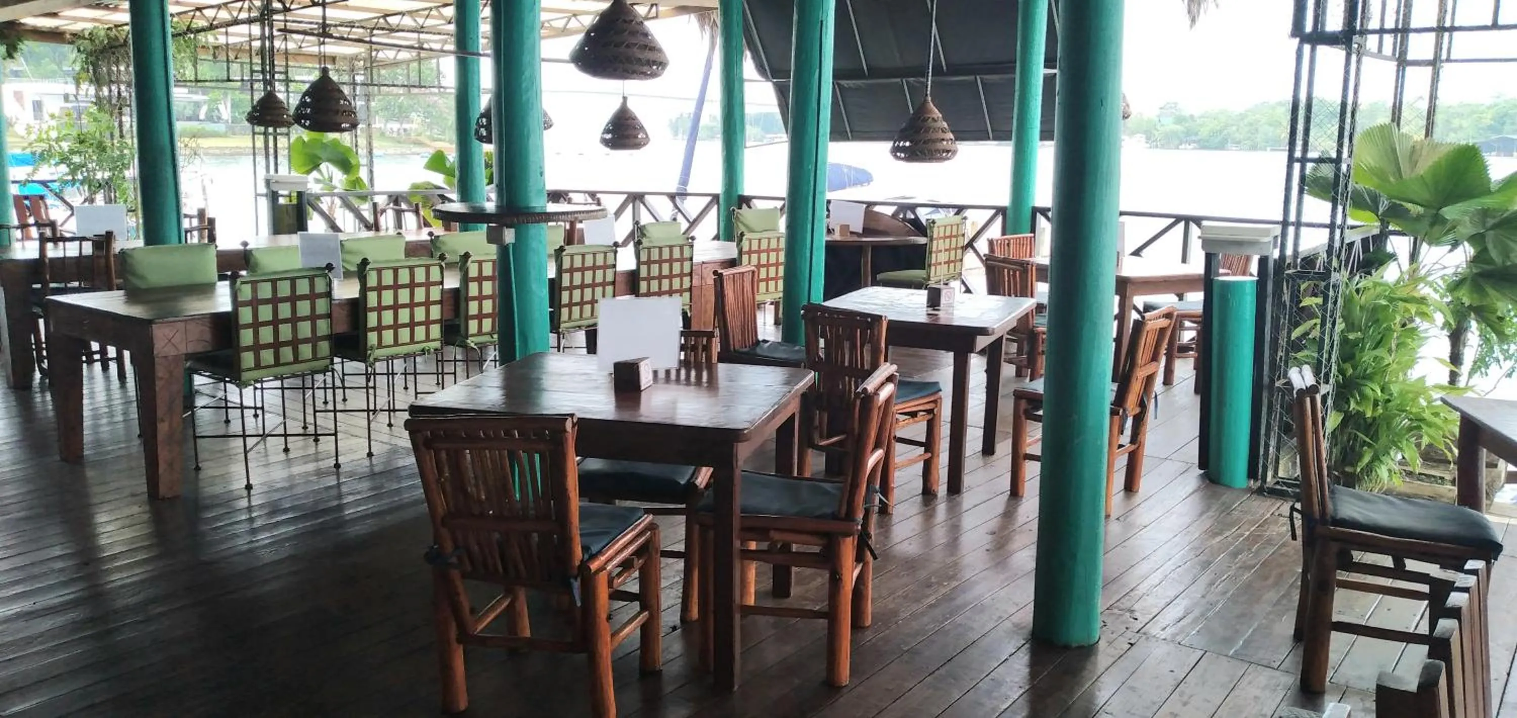 Property building in Tortugal Boutique River Lodge