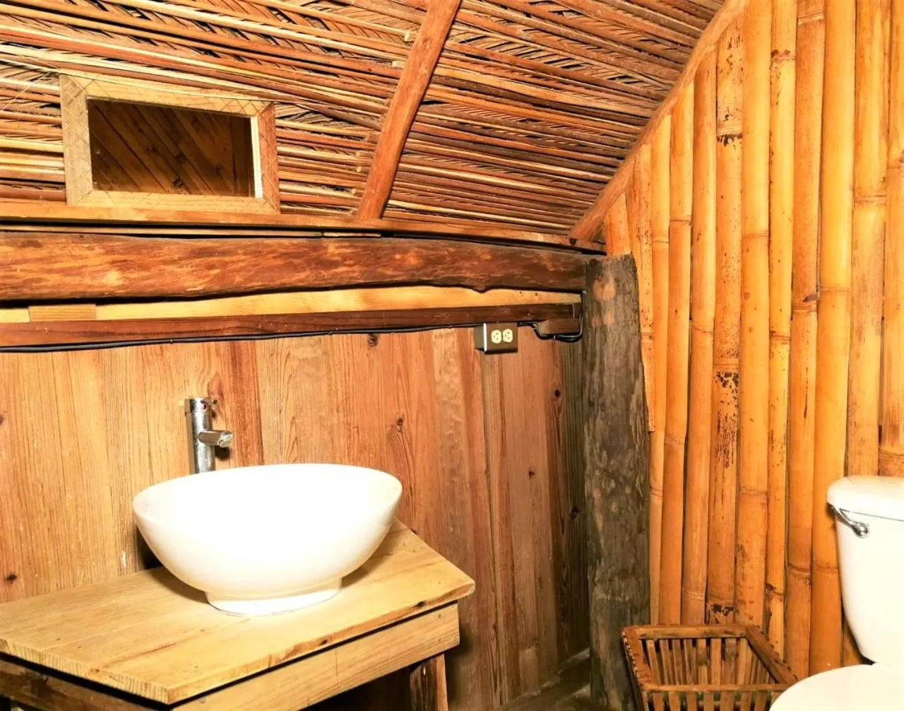 Bathroom in Tortugal Boutique River Lodge