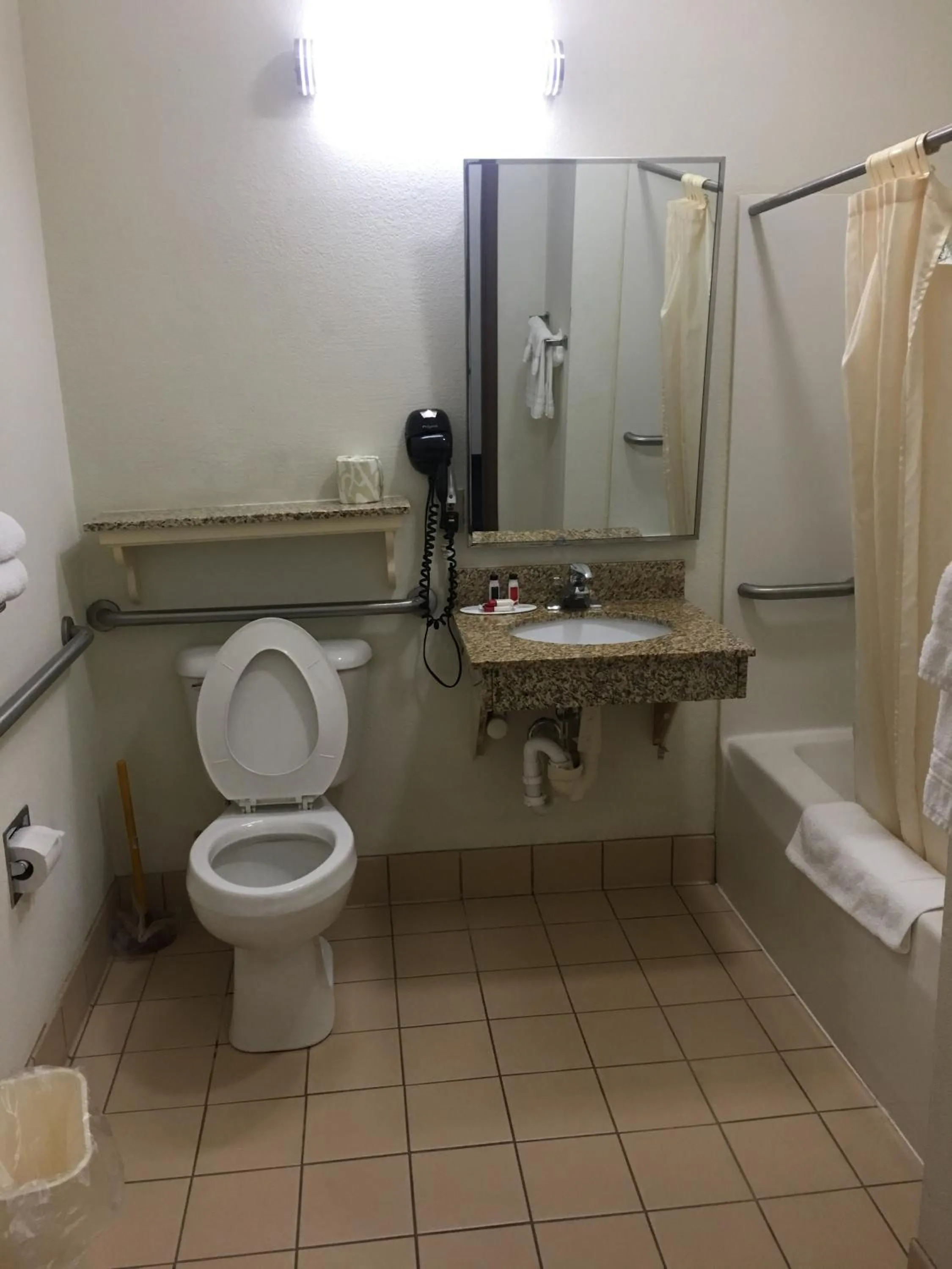 Baymont by Wyndham Albany