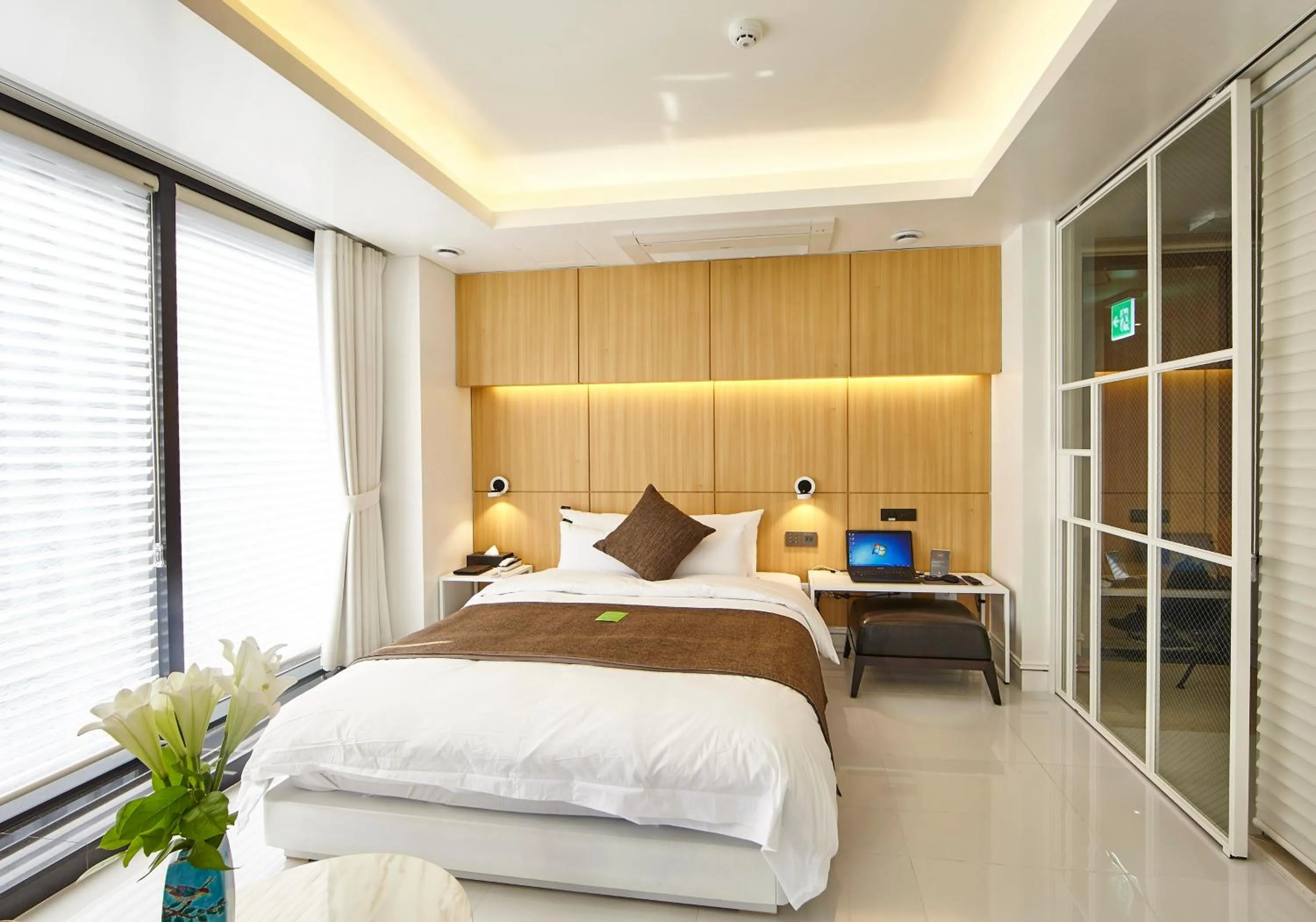 Bedroom, Bed in Hotel Soulhada Gangnam