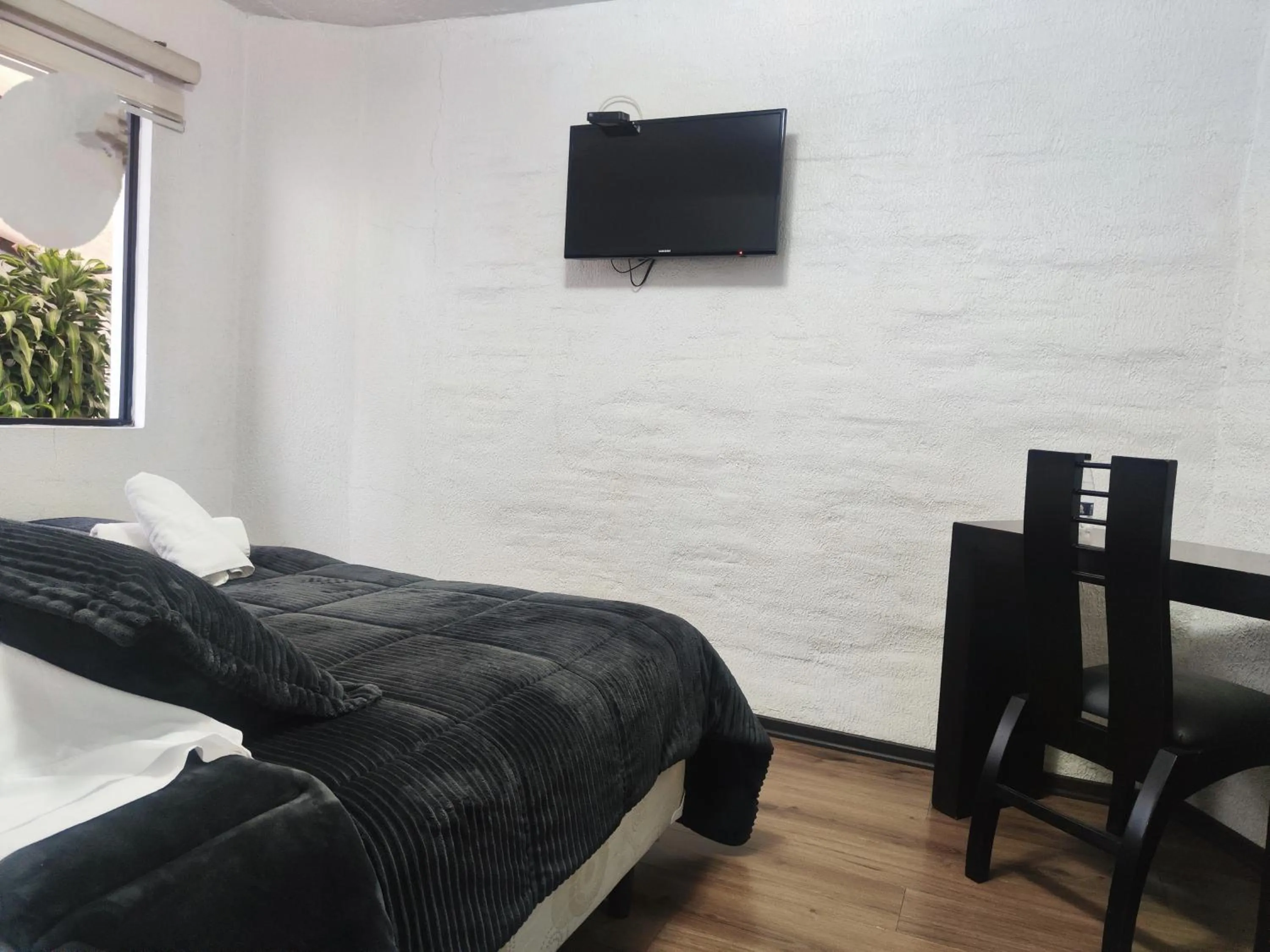 Bedroom, Bed in Hotel Bellavista Quito