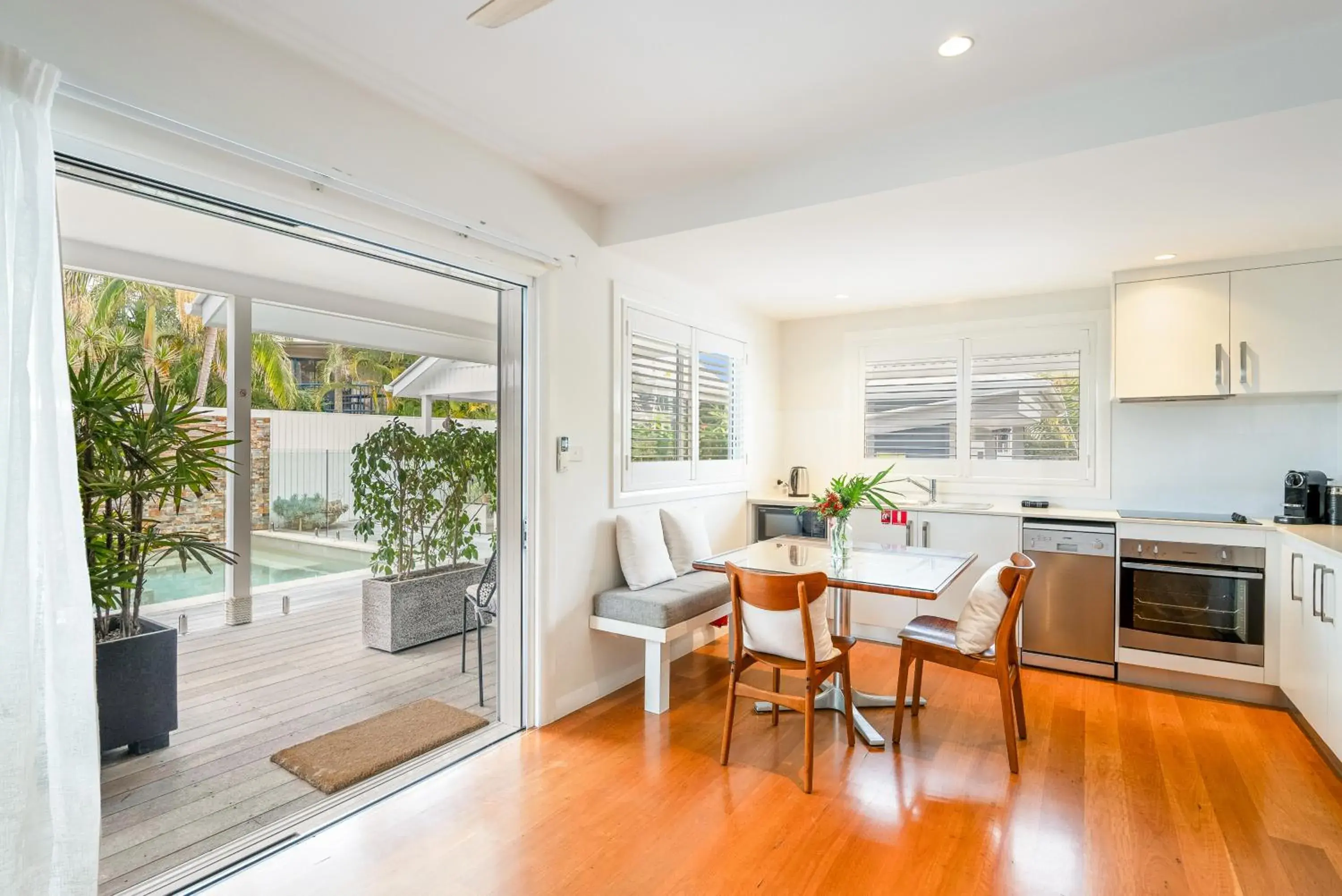 Deluxe Studio in The Beach Shack Byron Bay Deluxe Studio in The Beach Shack Byron Bay