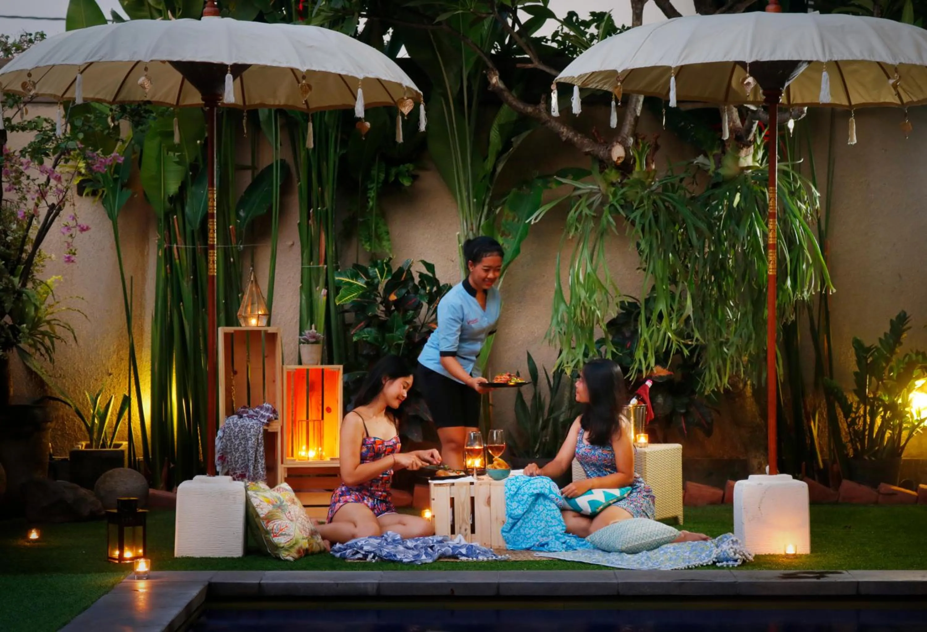 Food and drinks in Vansari Hotel