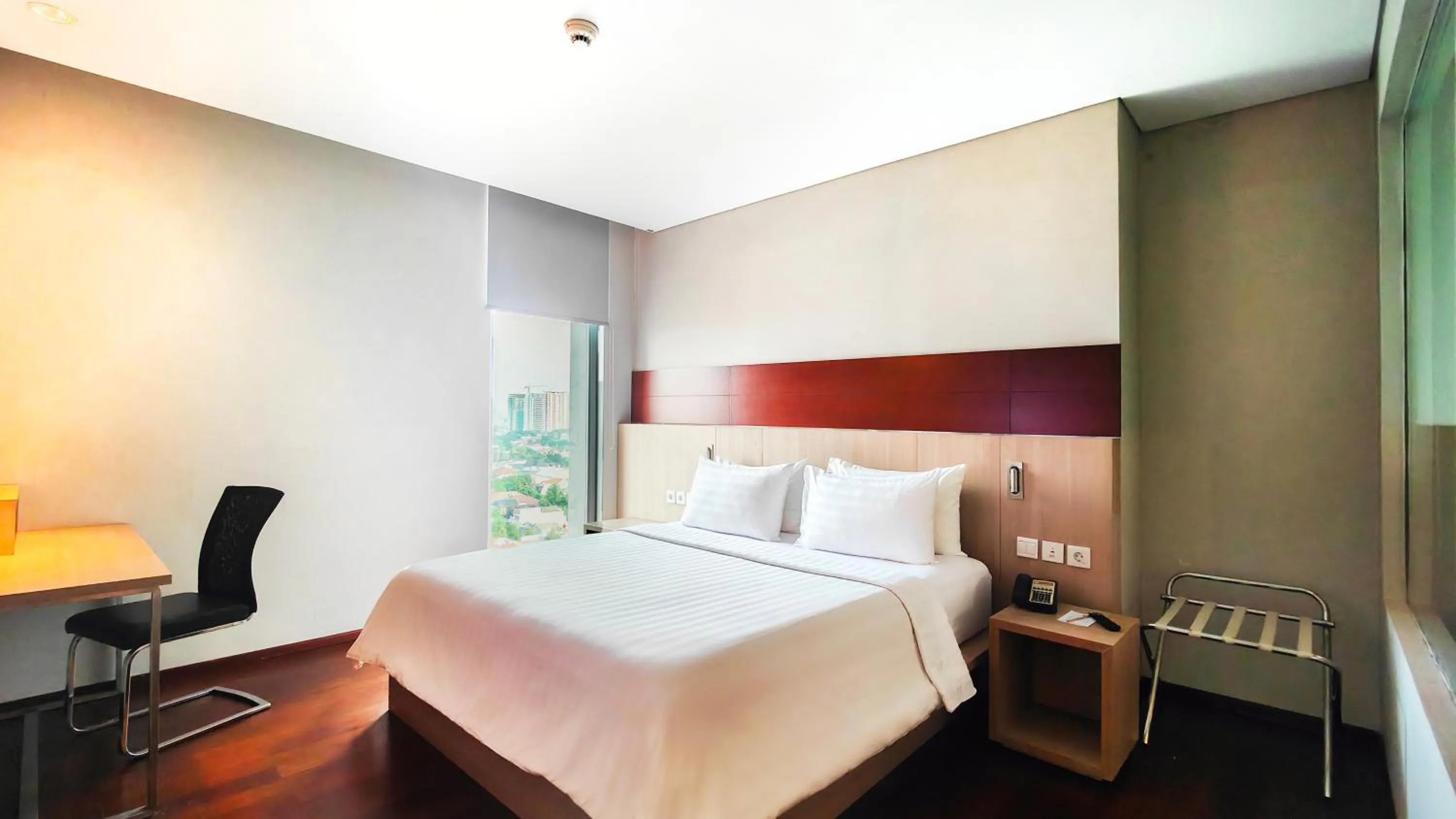 Bedroom, Bed in Ra Premiere Simatupang
