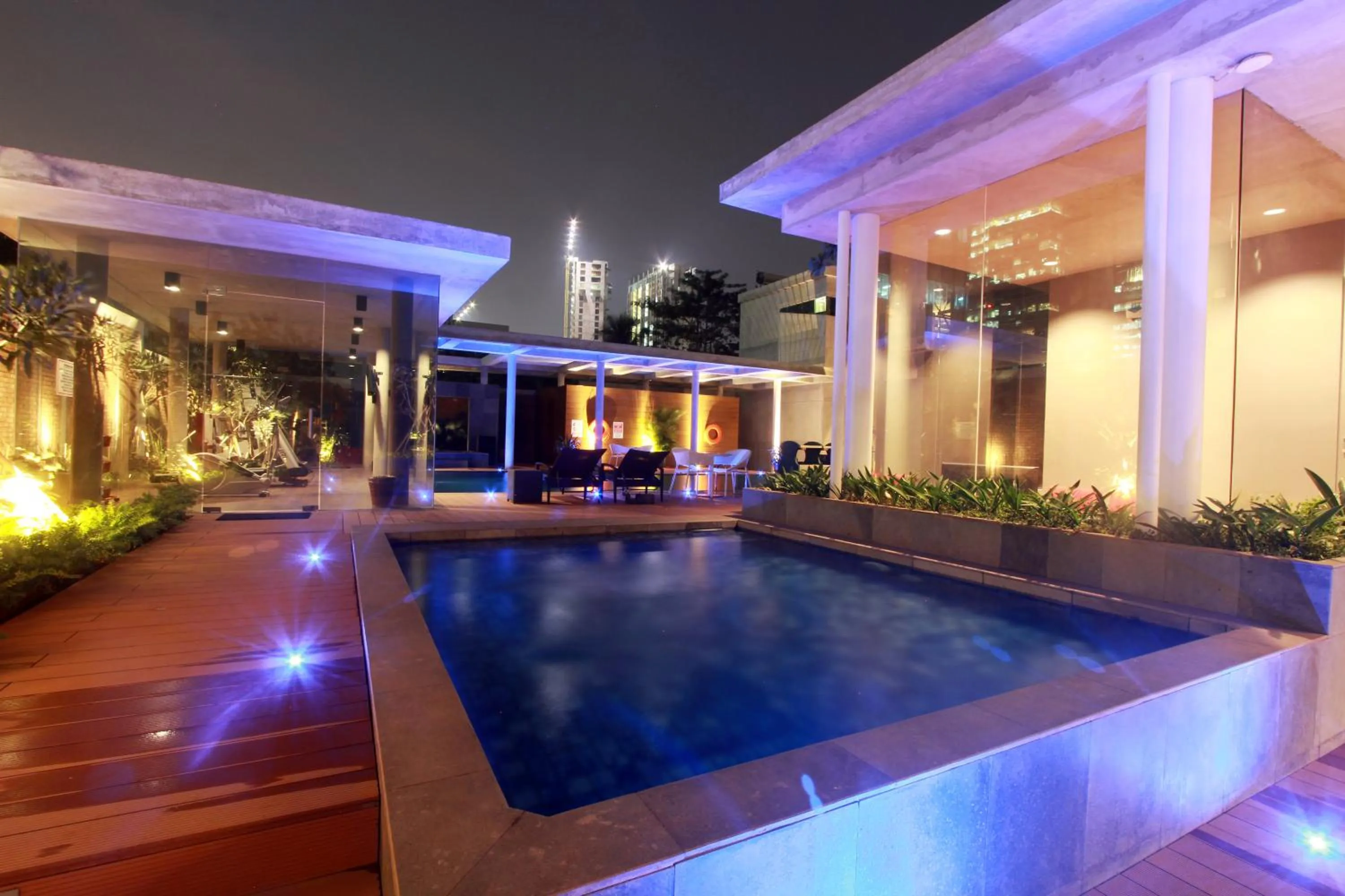 Swimming pool in Ra Premiere Simatupang