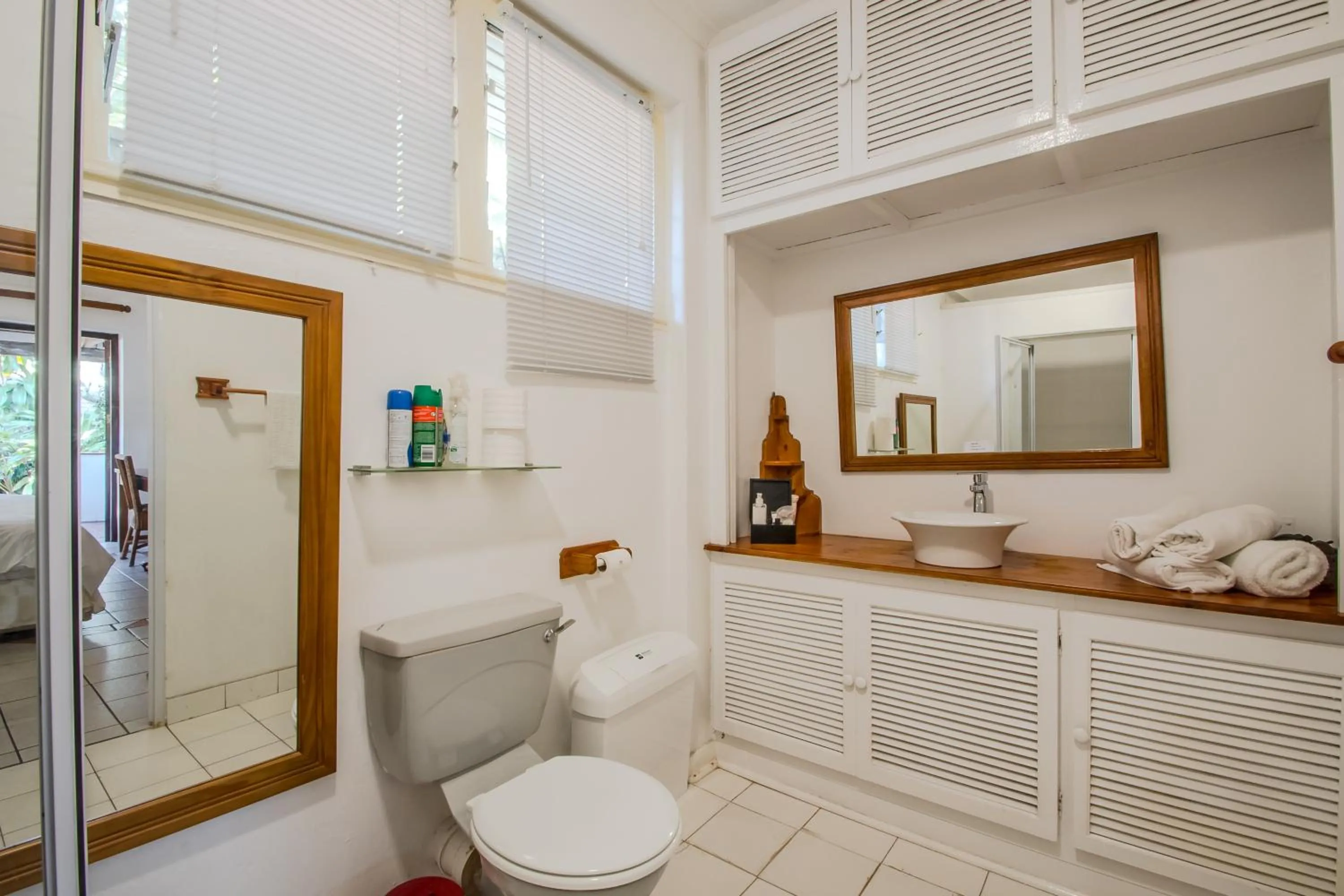 Bathroom in HoneyPot Guest house