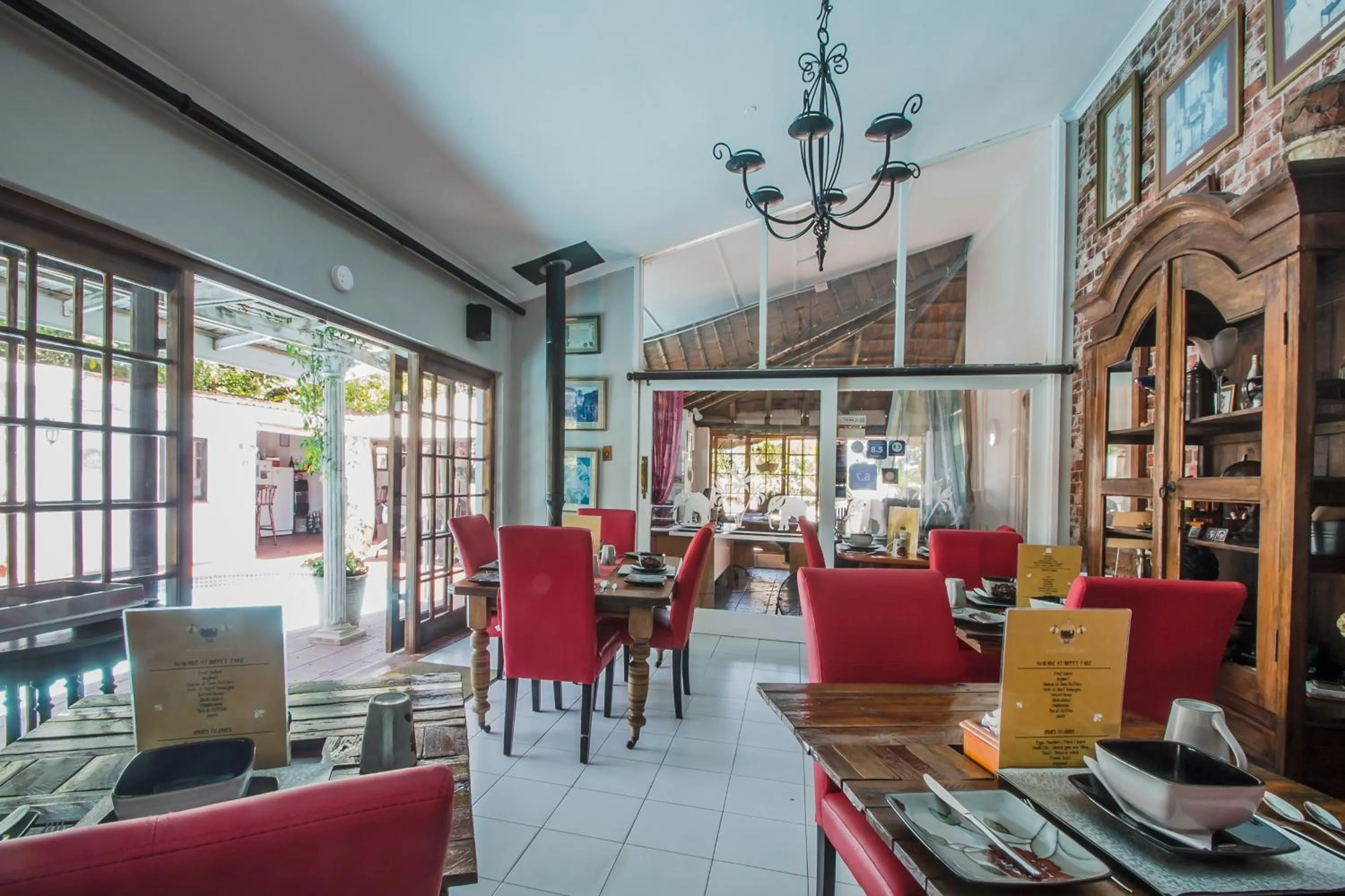 Breakfast in HoneyPot Guest house