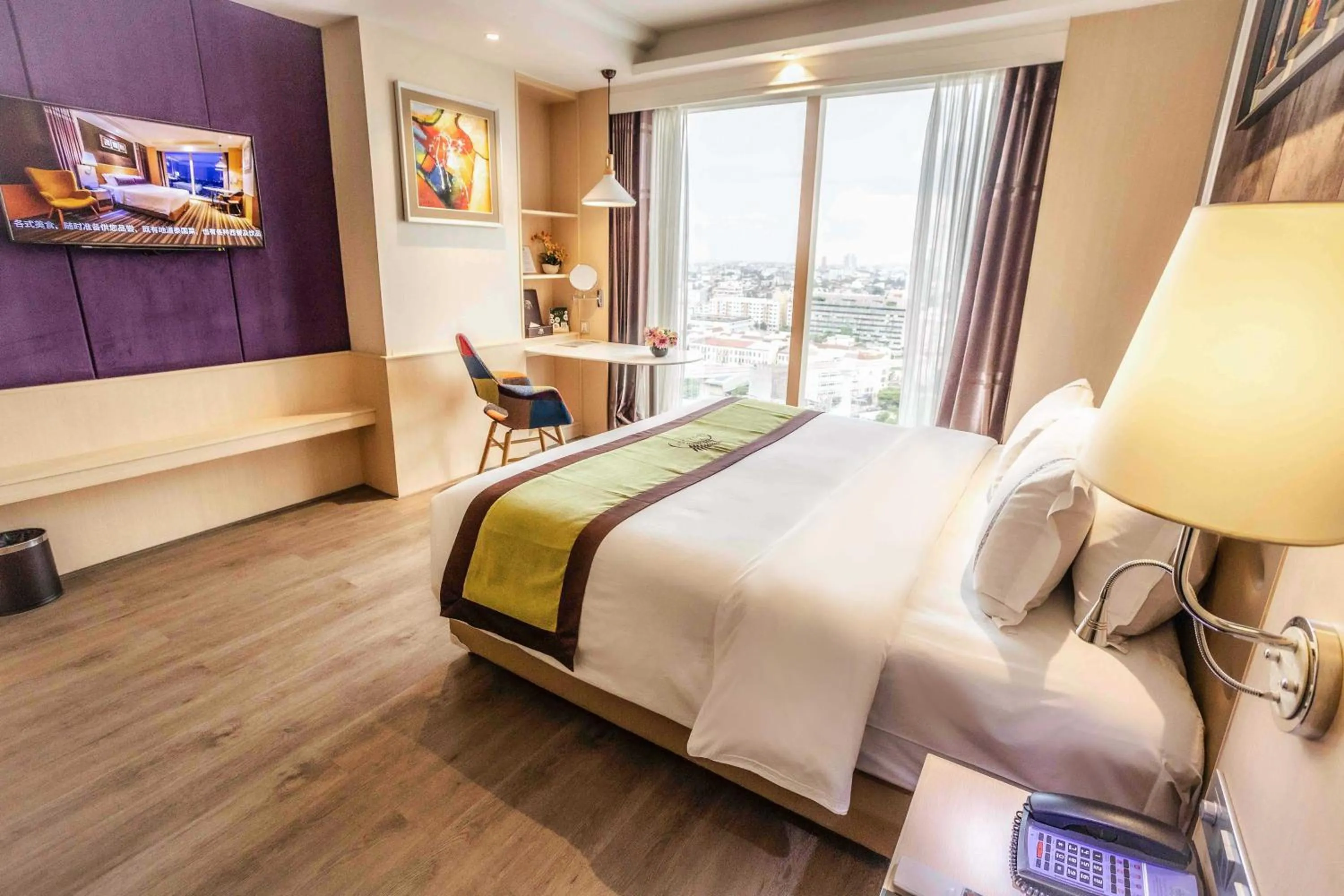 Seating area, Bed in The Bazaar Hotel Bangkok - MRT Lat Phrao Ratchadapisek