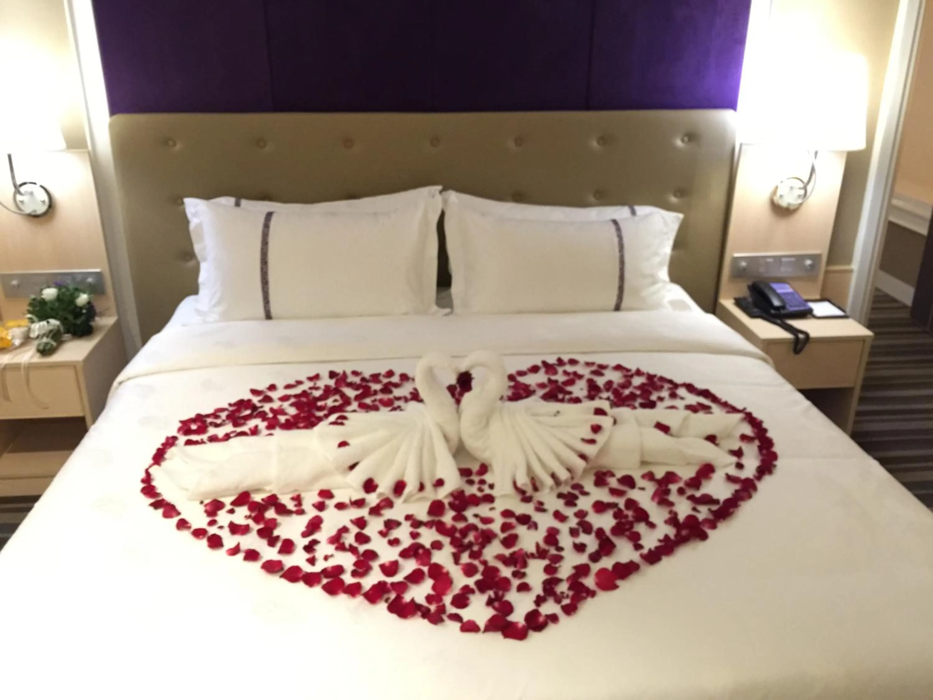 Bed in The Bazaar Hotel Bangkok - MRT Lat Phrao Ratchadapisek