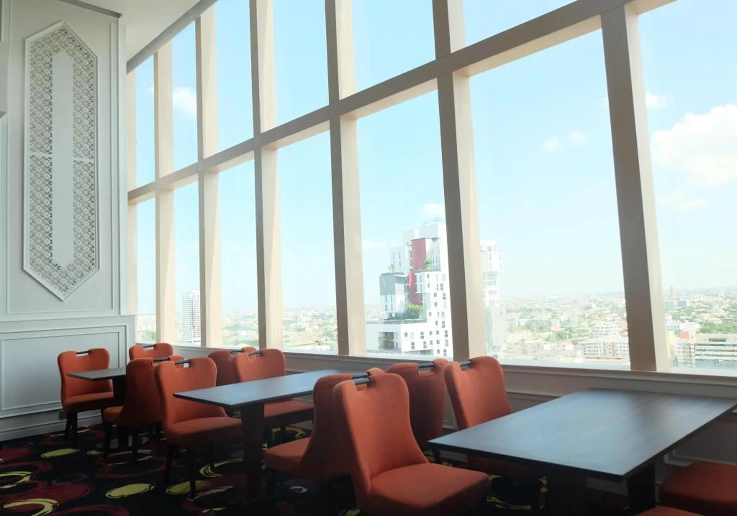 Restaurant/places to eat in The Bazaar Hotel Bangkok - MRT Lat Phrao Ratchadapisek