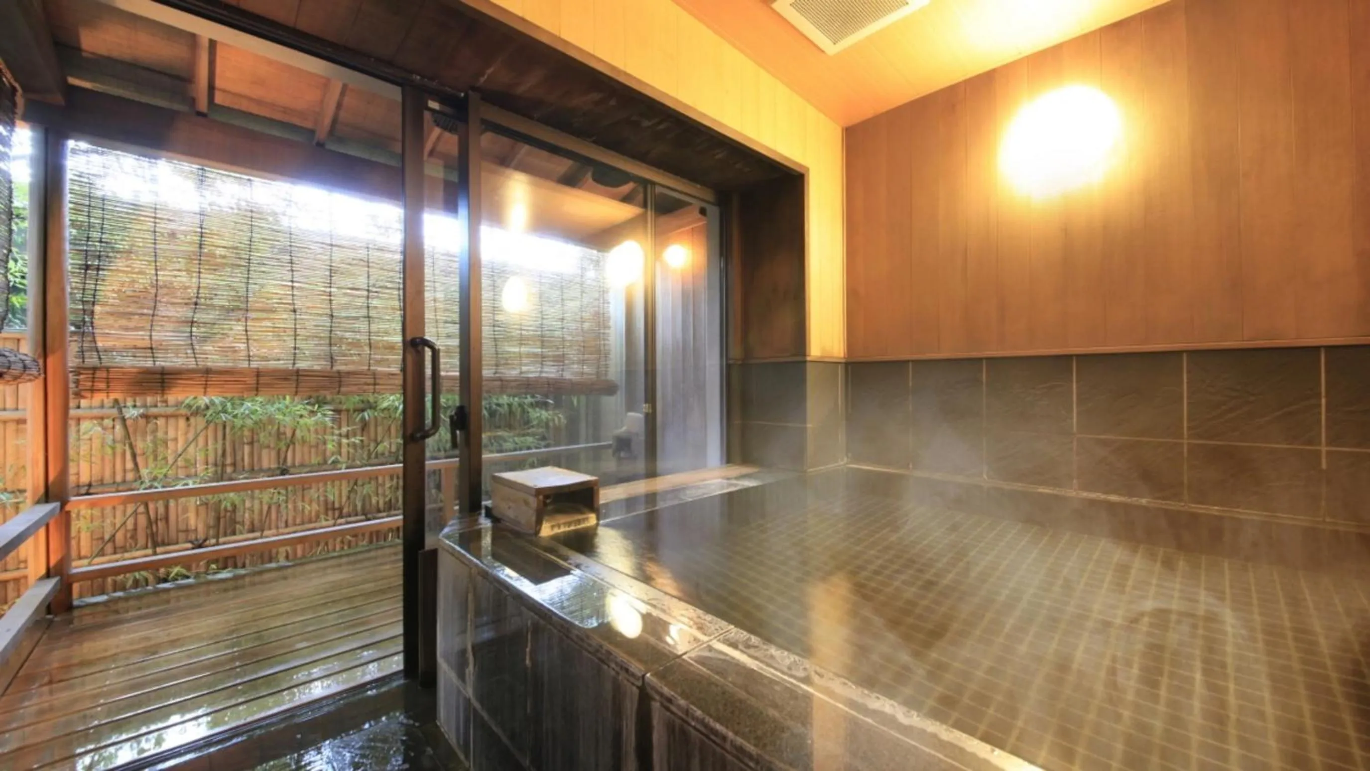 Hot Spring Bath in Hotel Taikan