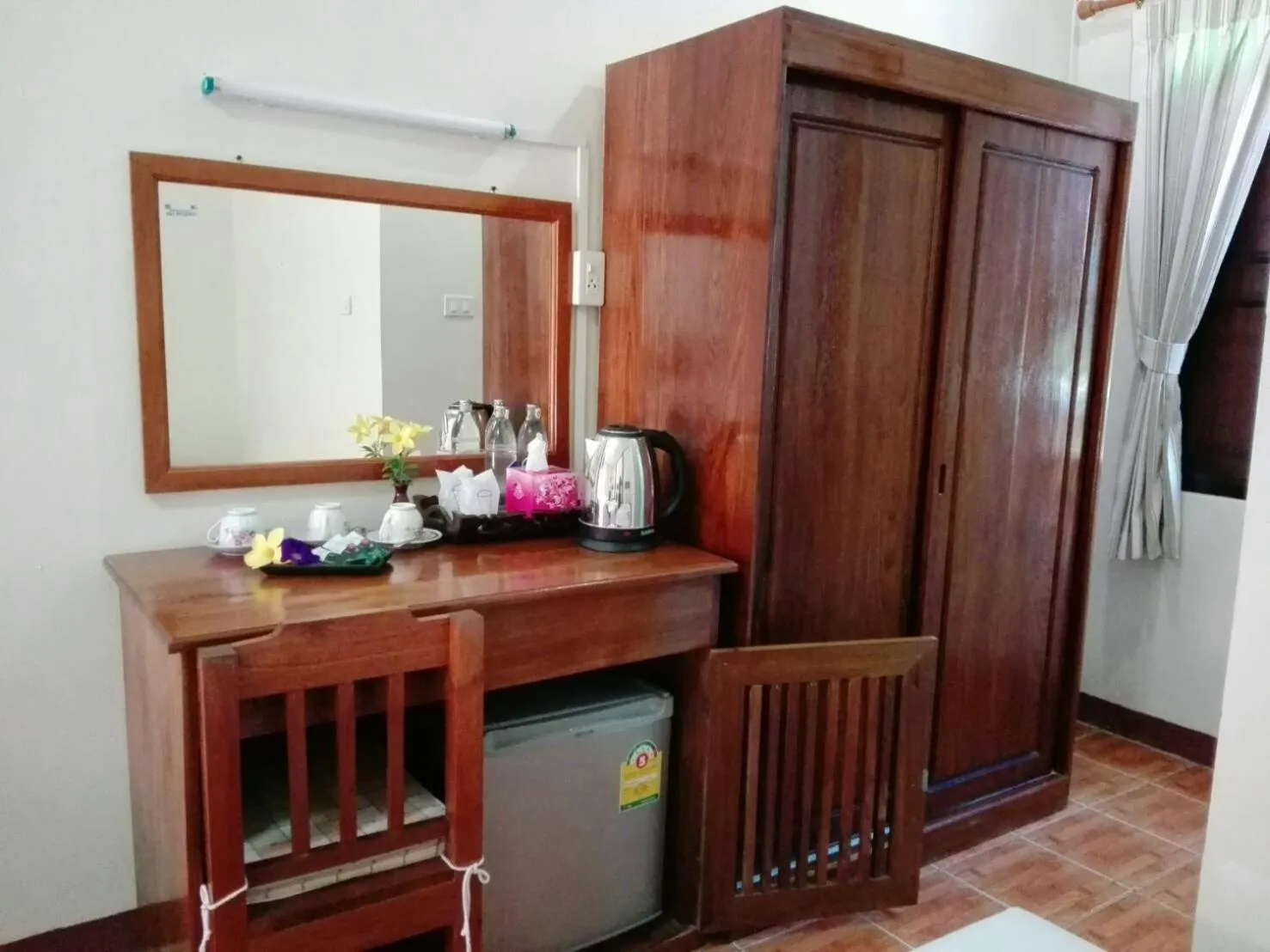 Coffee/tea facilities in Mitkhoonyoum Hotel