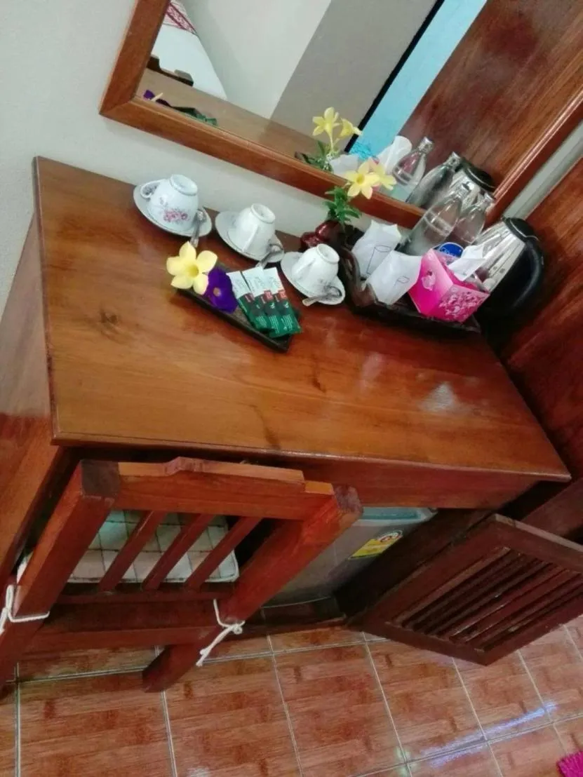 Coffee/tea facilities in Mitkhoonyoum Hotel
