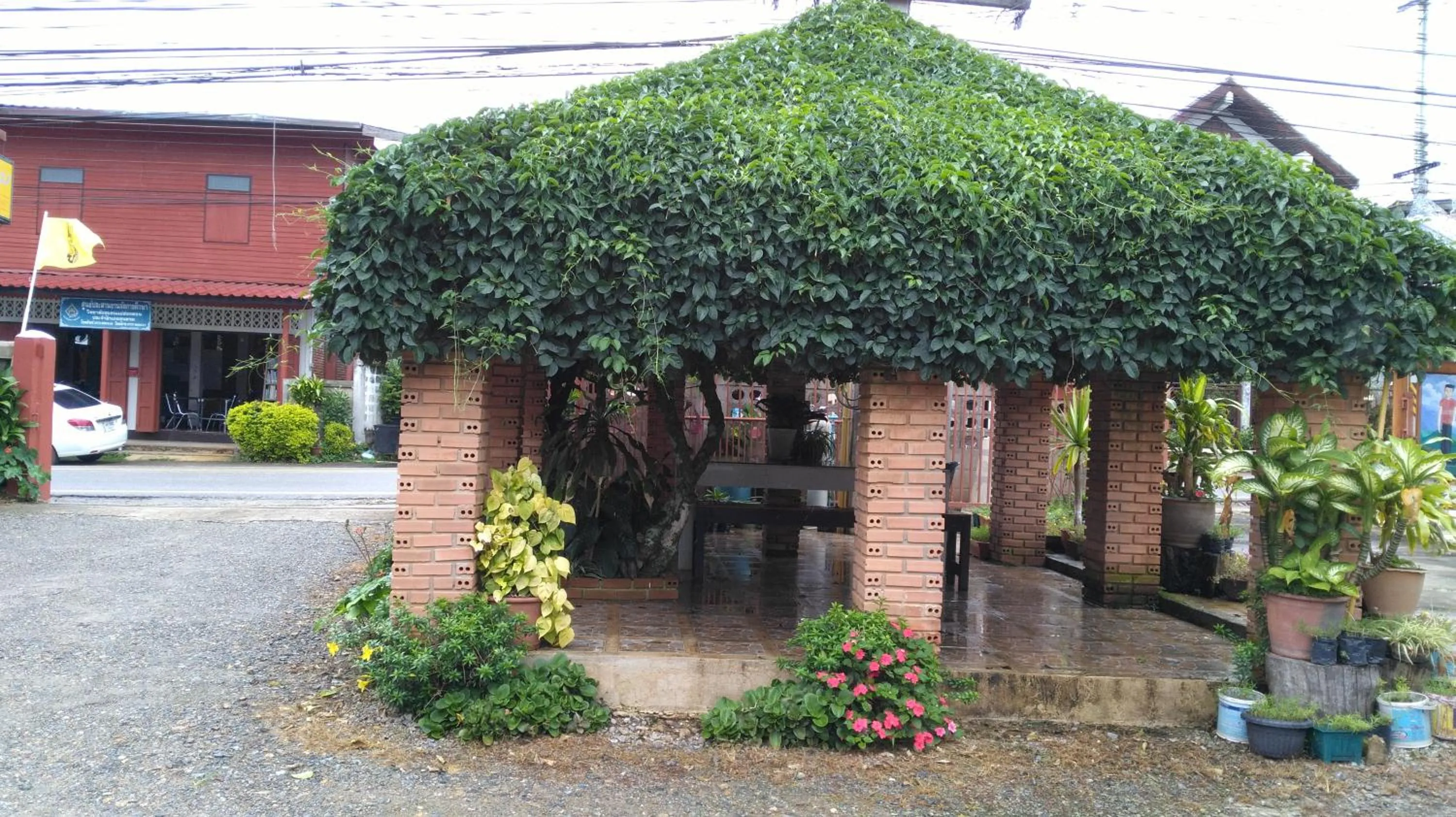 Property building in Mitkhoonyoum Hotel