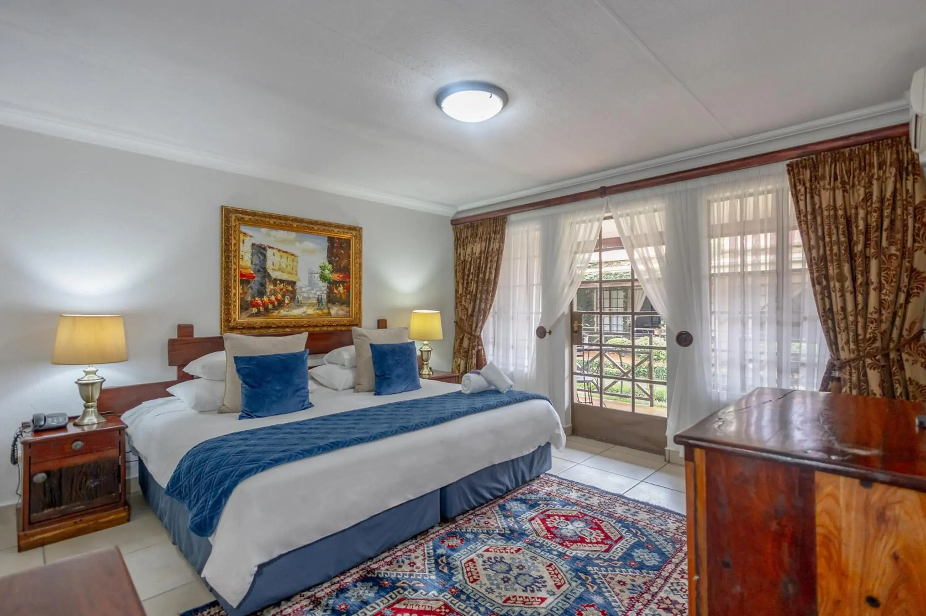 Double Room - single occupancy in Afrique Boutique Hotel O.R. Tambo Double Room - single occupancy in Afrique Boutique Hotel O.R. Tambo