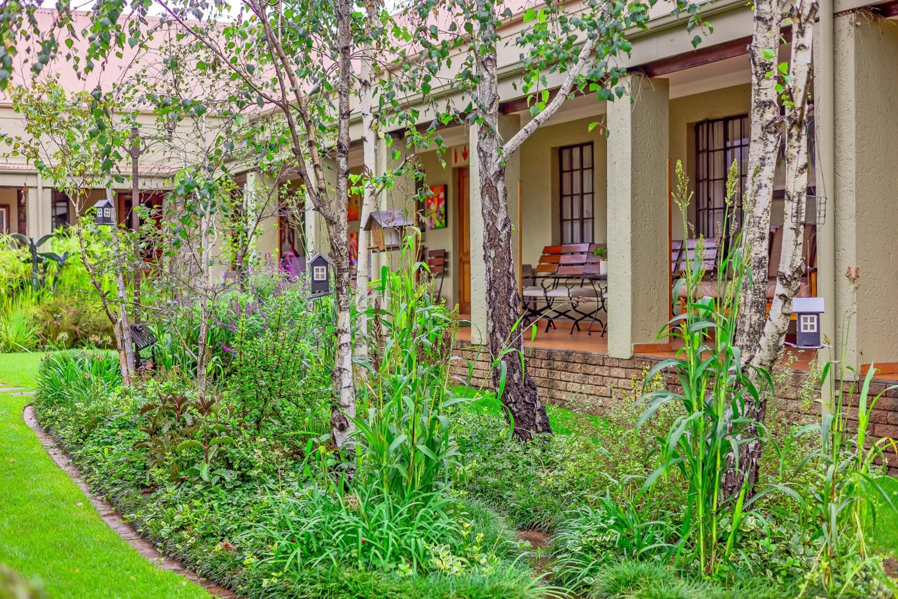 Garden in Afrique Boutique Hotel O.R. Tambo