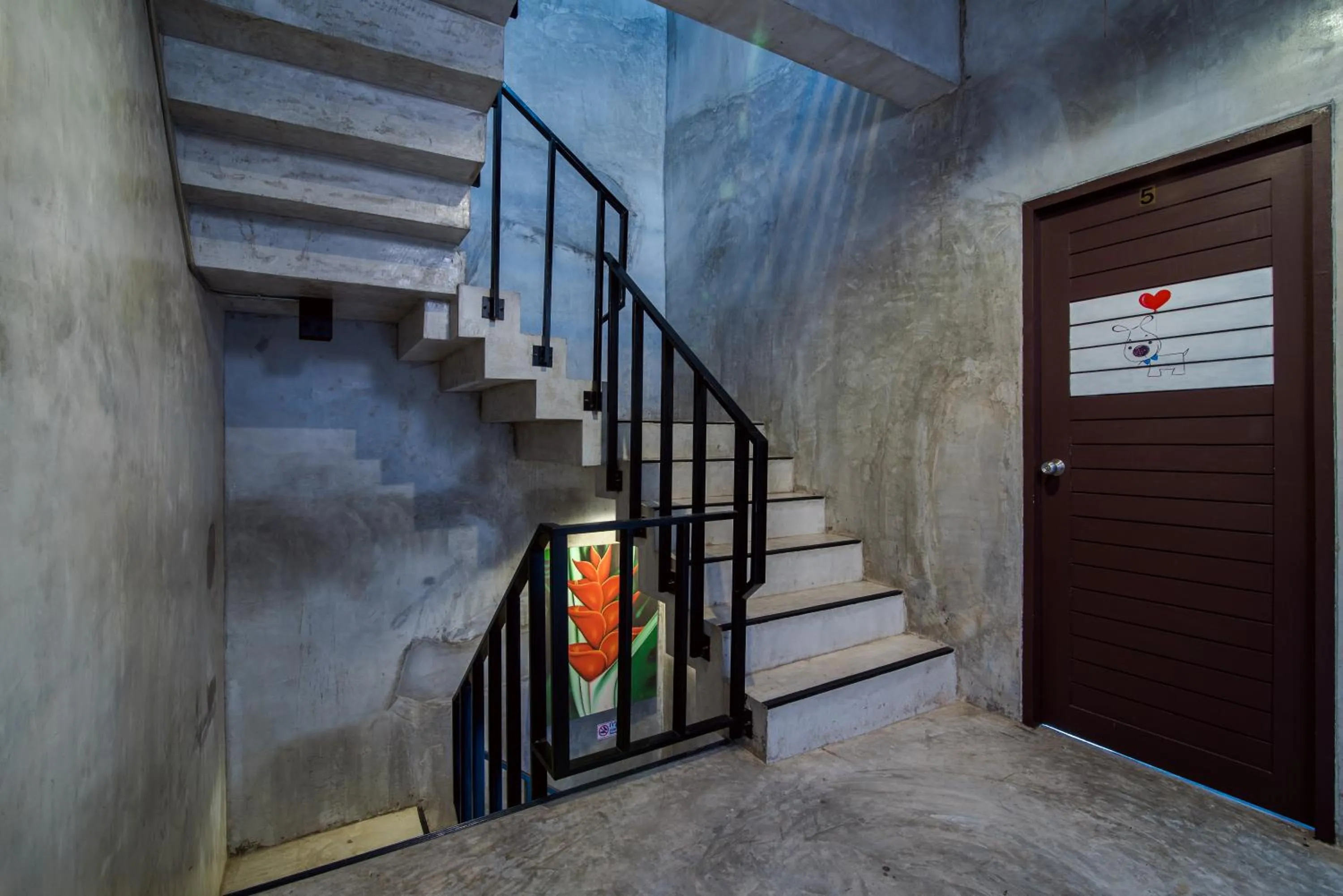 Property building in Lovely Guesthouse 94