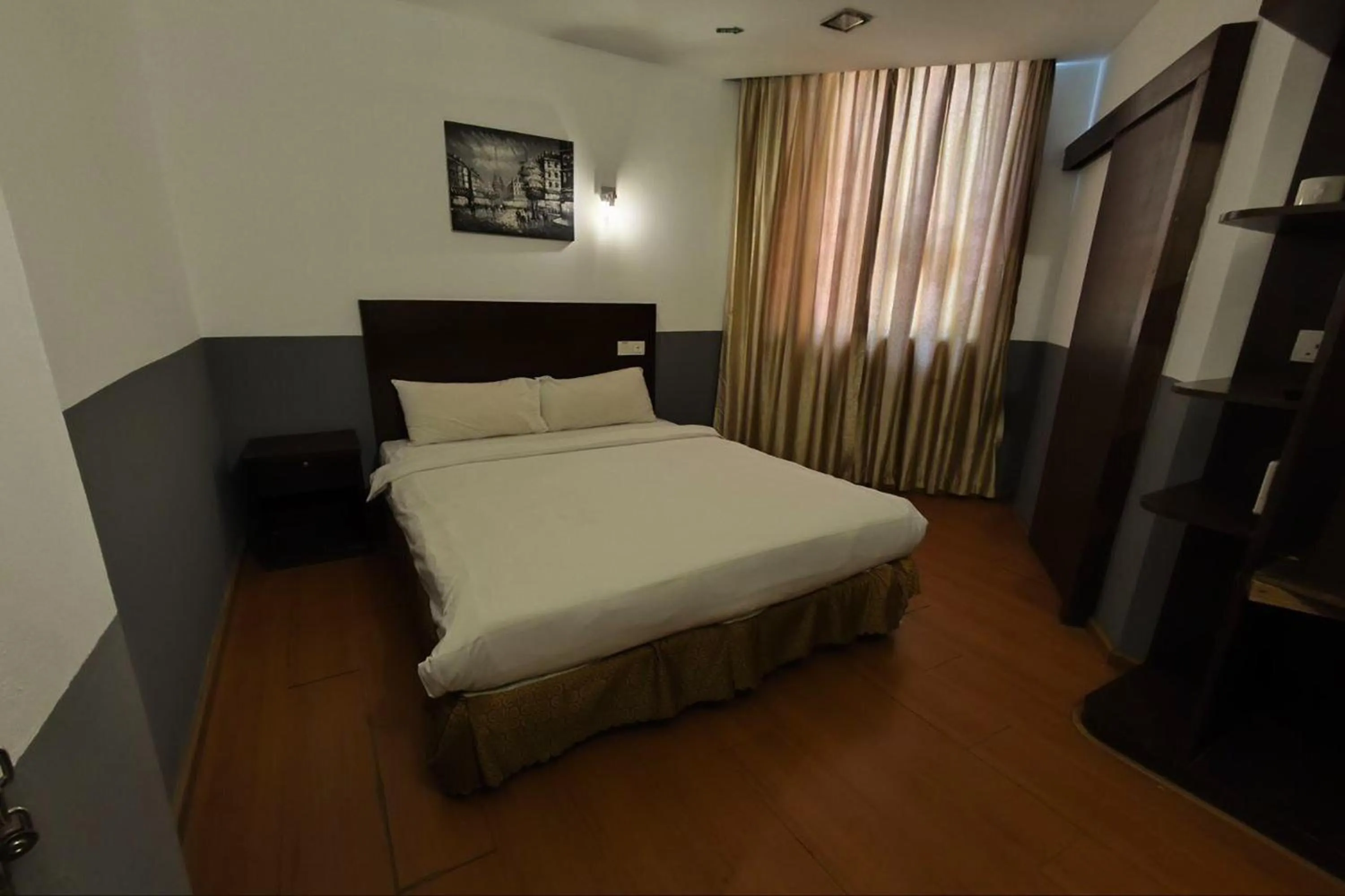 Bedroom, Bed in Hotel D'New 1 KK Sabah