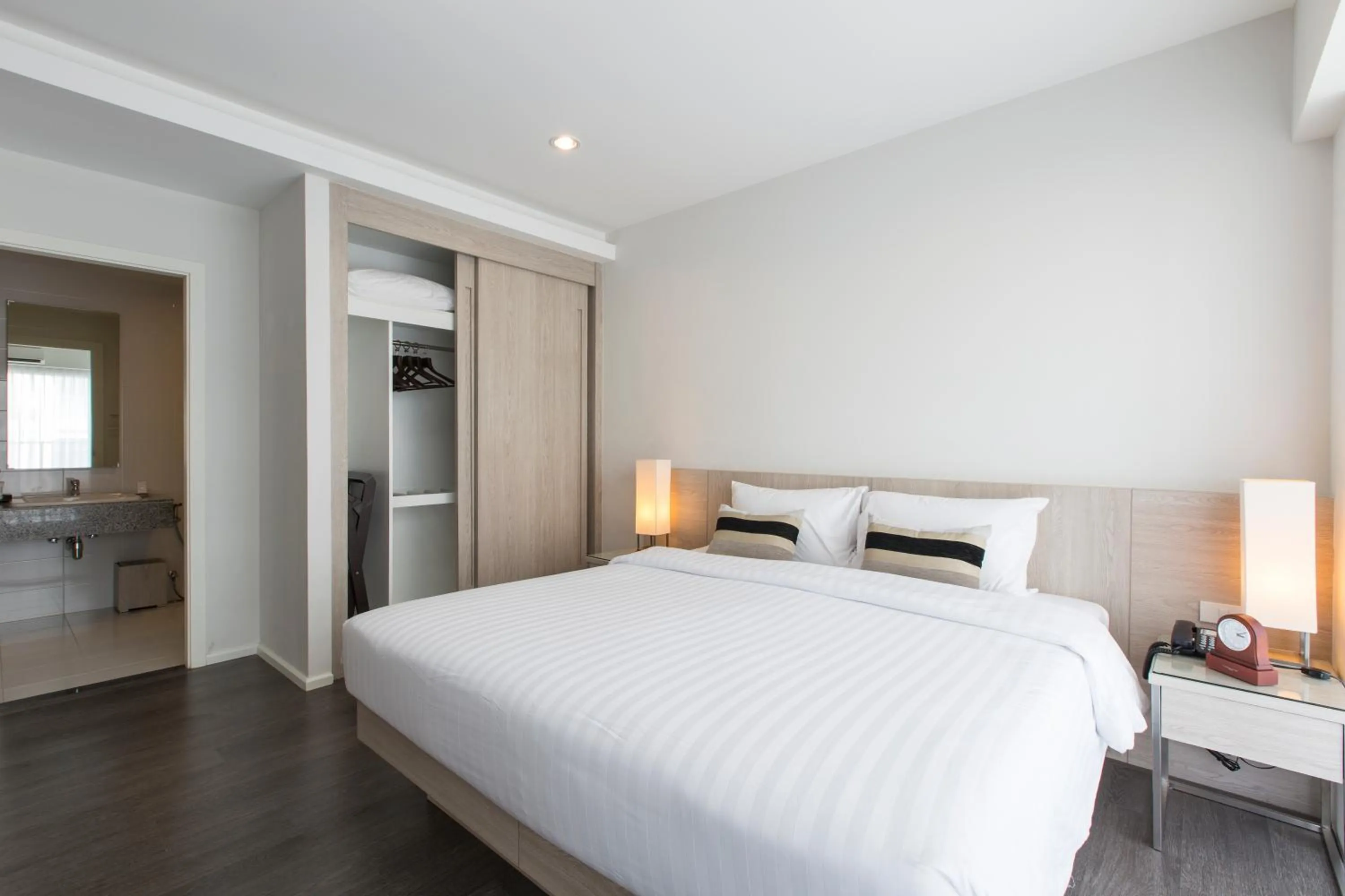 Bed in Kantary 304 Hotel Prachinburi