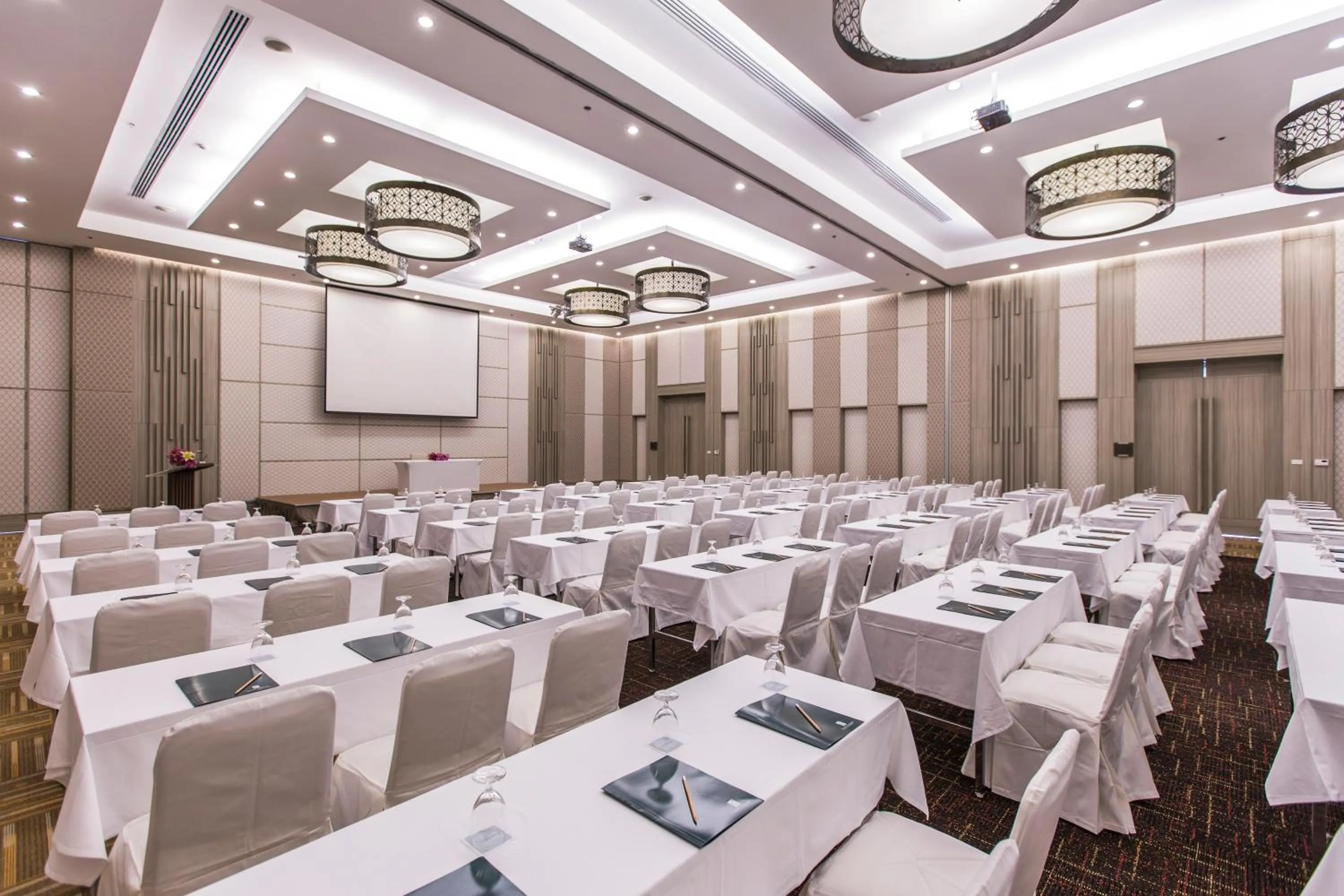 Meeting/conference room in Kantary 304 Hotel Prachinburi