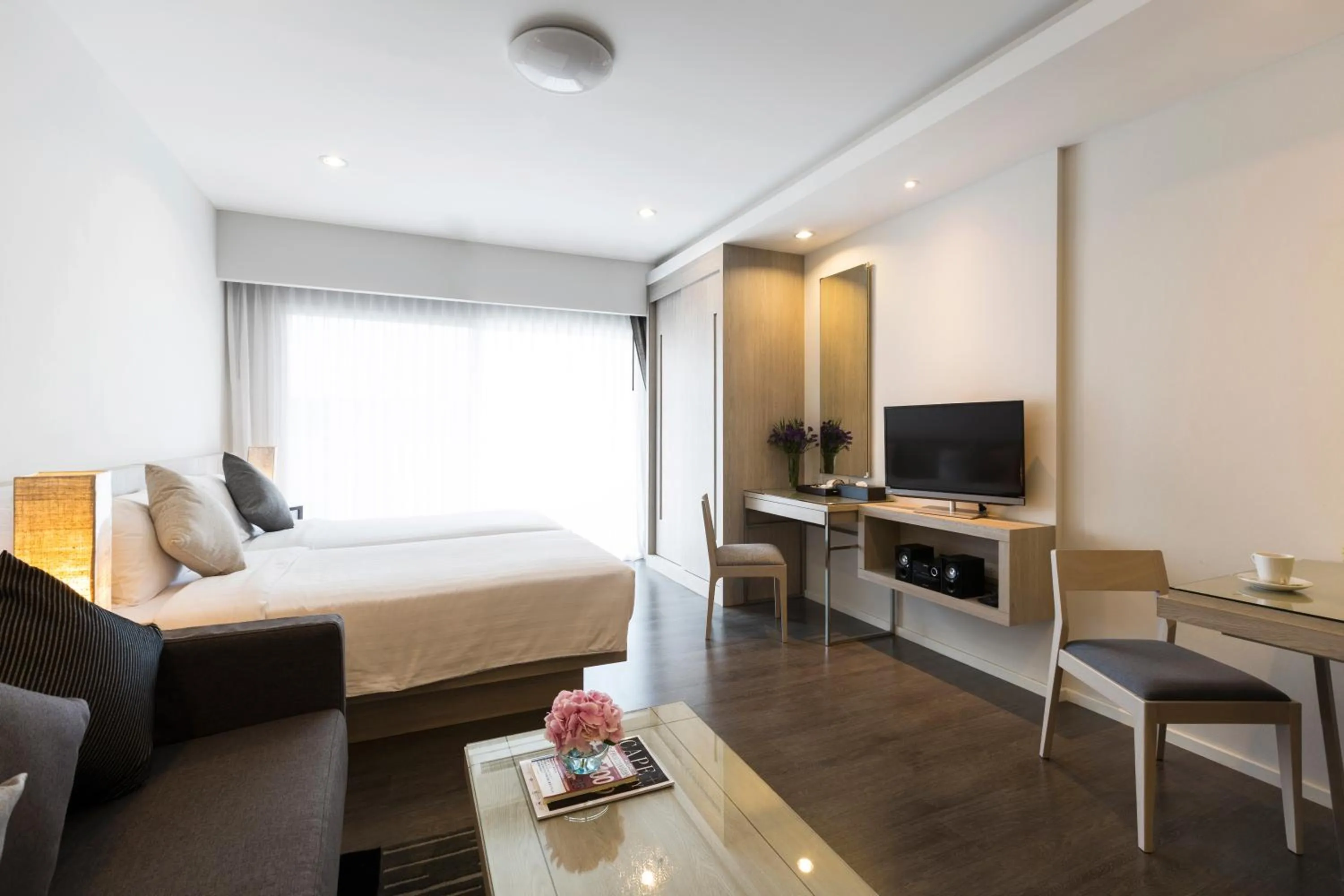 Bedroom, Bed in Kantary 304 Hotel Prachinburi