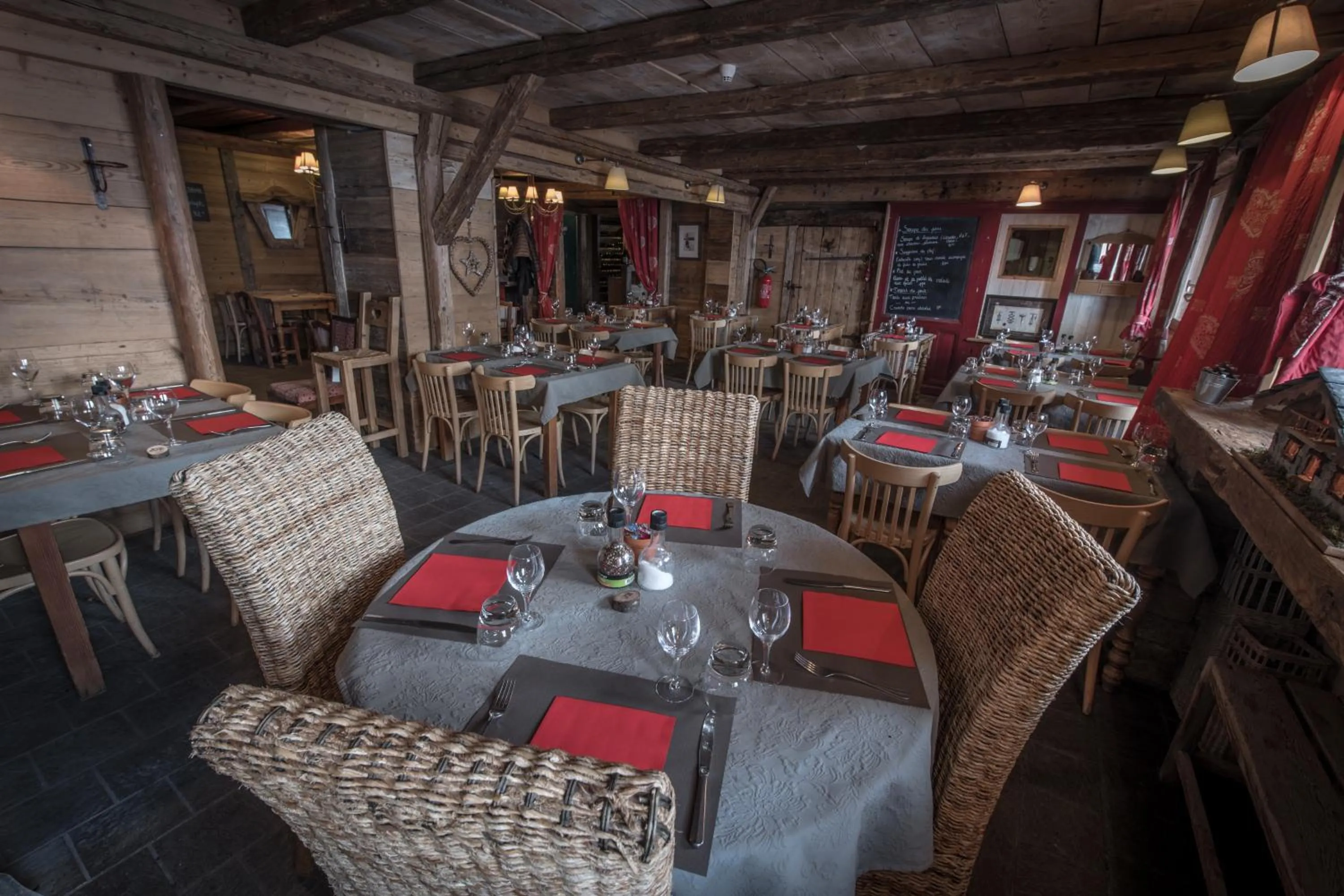 Banquet/Function facilities in Chalet Du Friolin