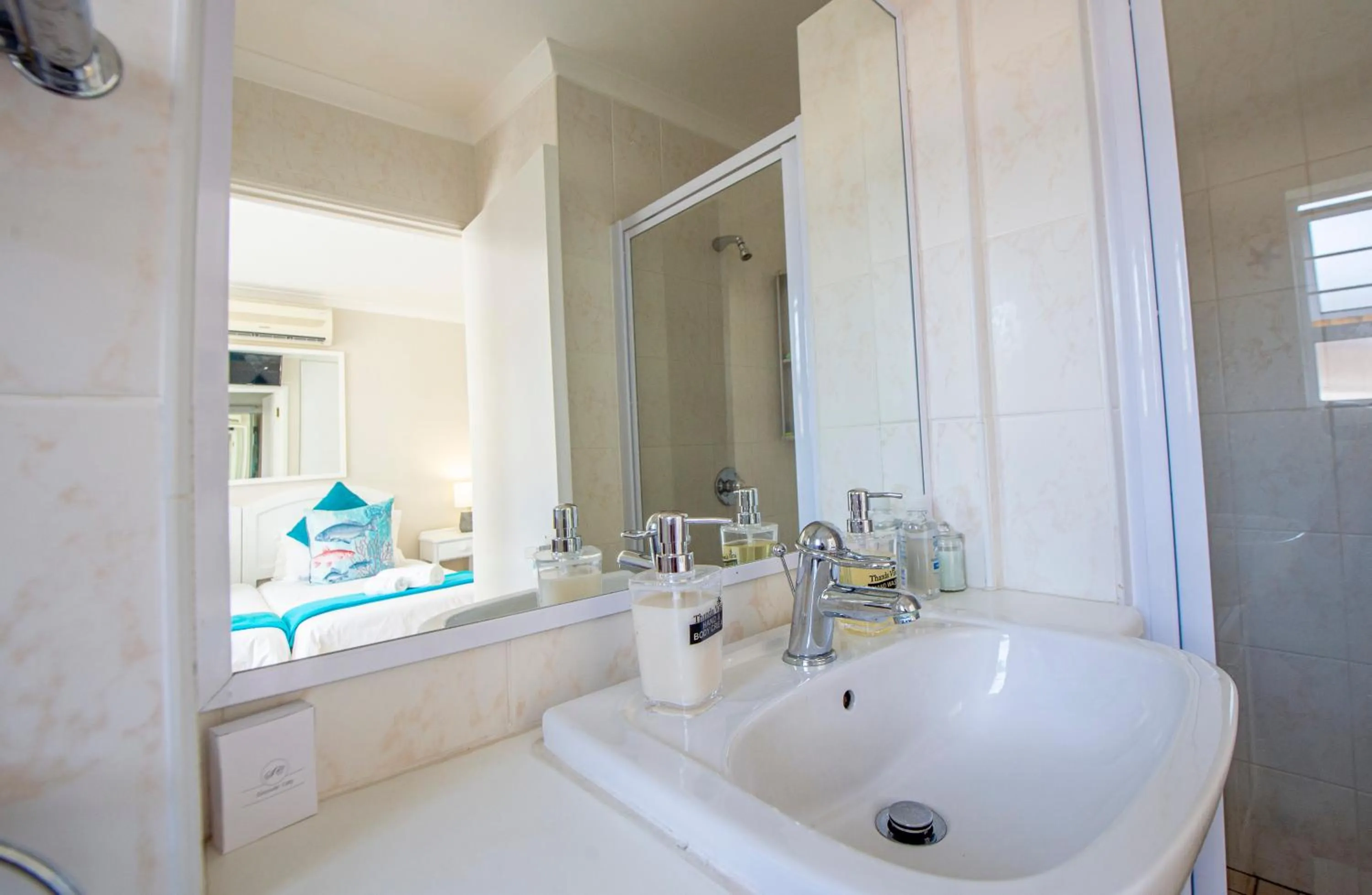 Shower in Thanda Vista