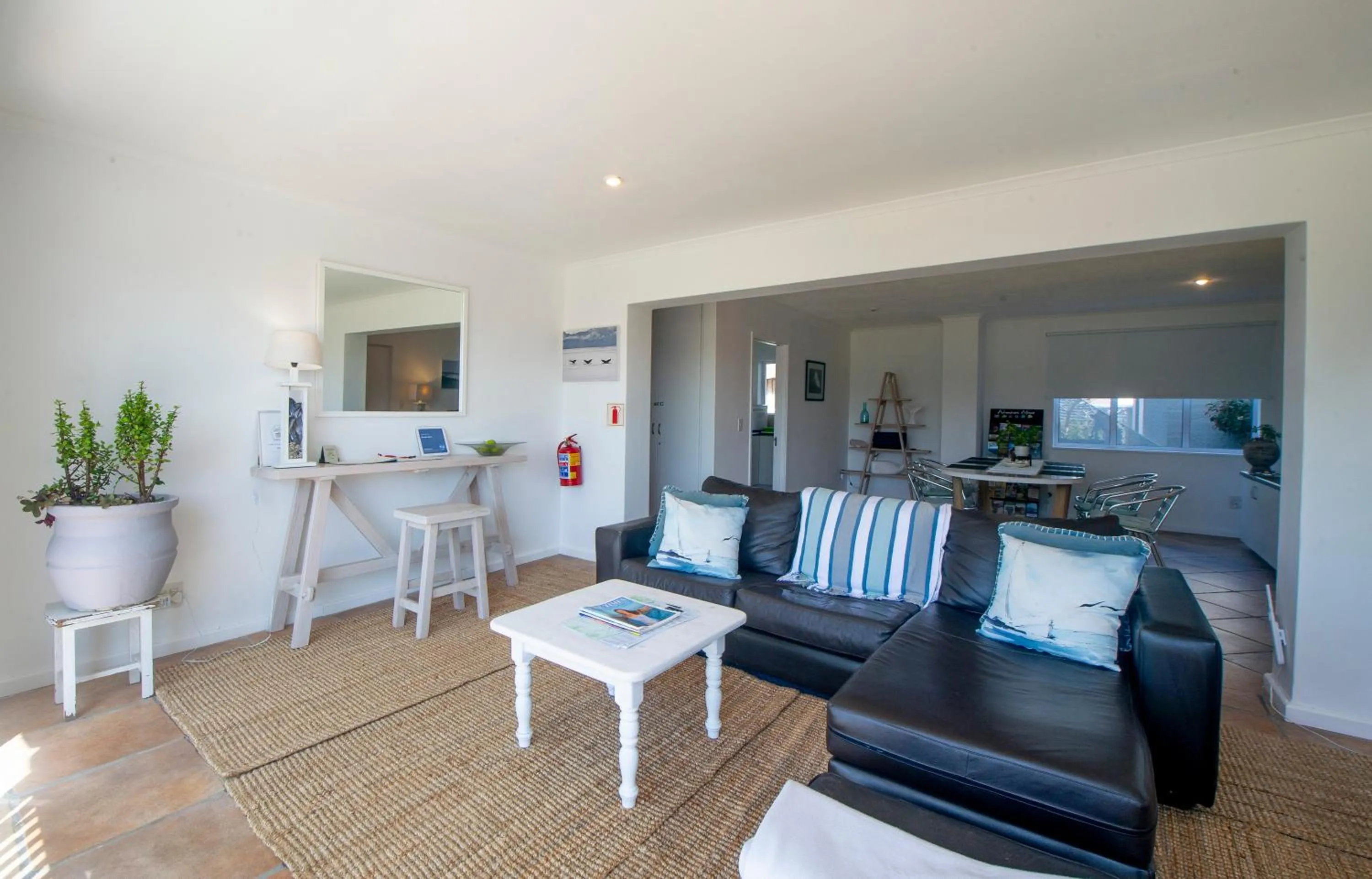 Facade/entrance in Thanda Vista