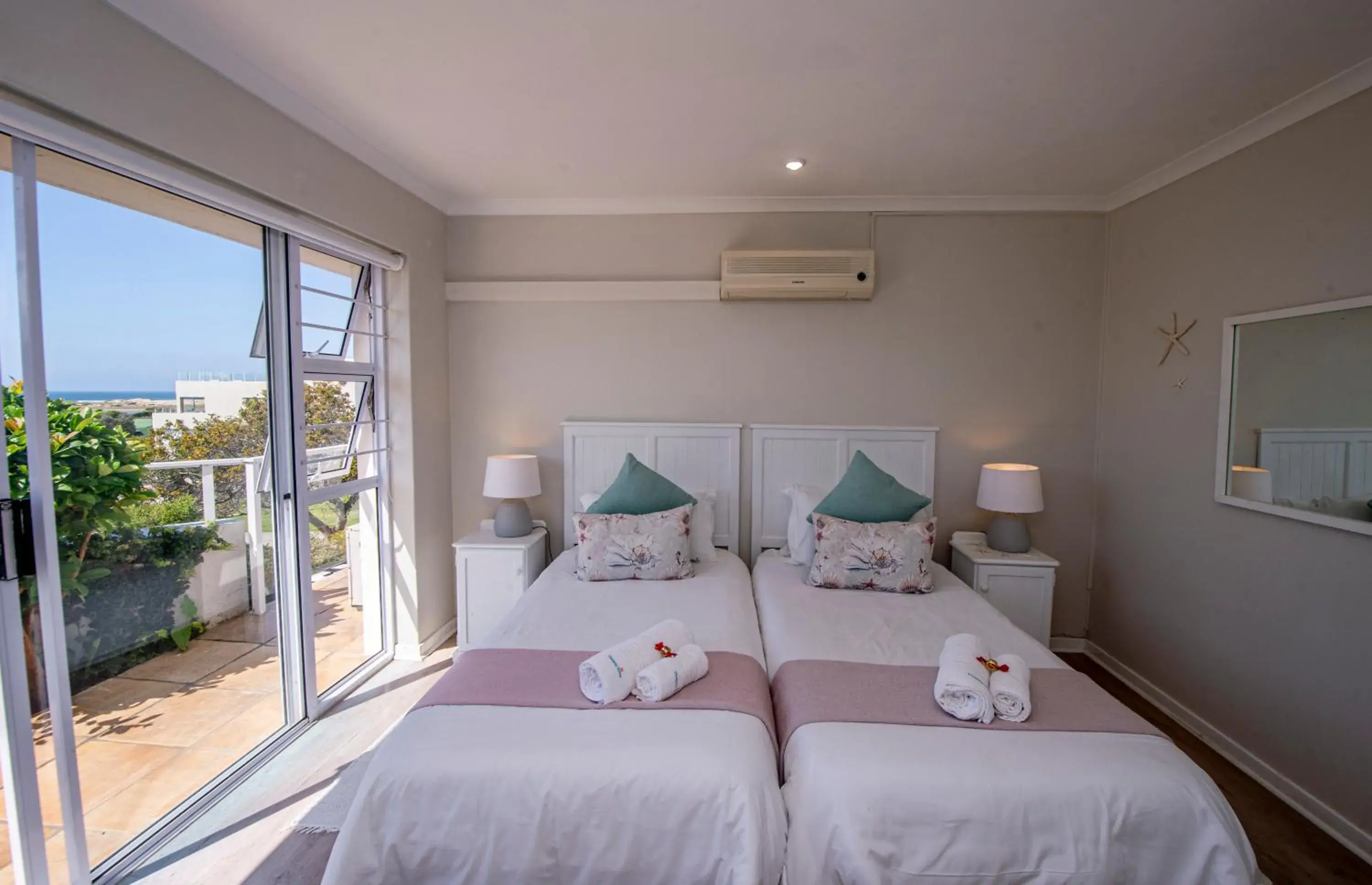 Twin Room with Sea View in Thanda Vista Twin Room with Sea View in Thanda Vista