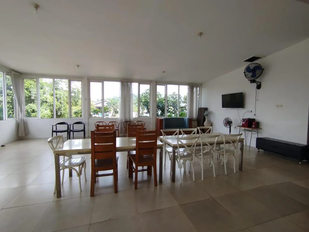 Communal lounge/ TV room in Marella Residence