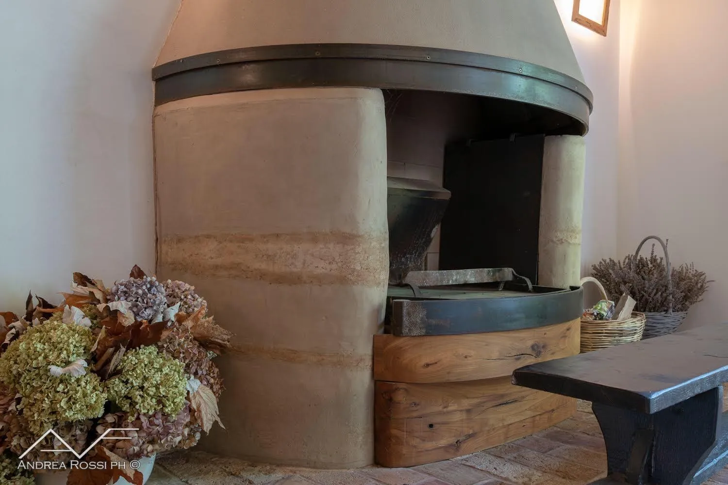 Communal lounge/ TV room in La Barchessa