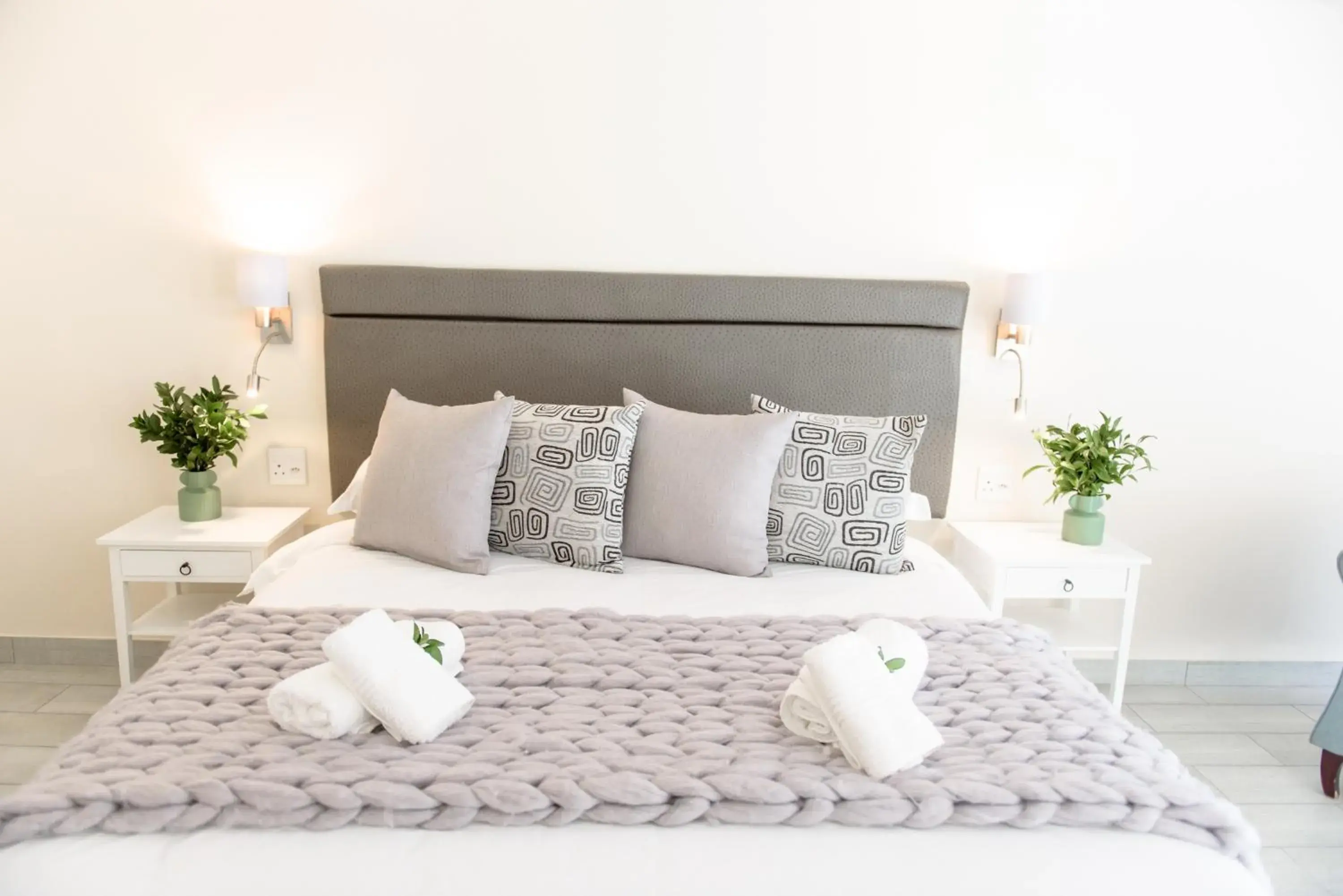 Suite - single occupancy in Whalesong Hotel & Spa Suite - single occupancy in Whalesong Hotel & Spa