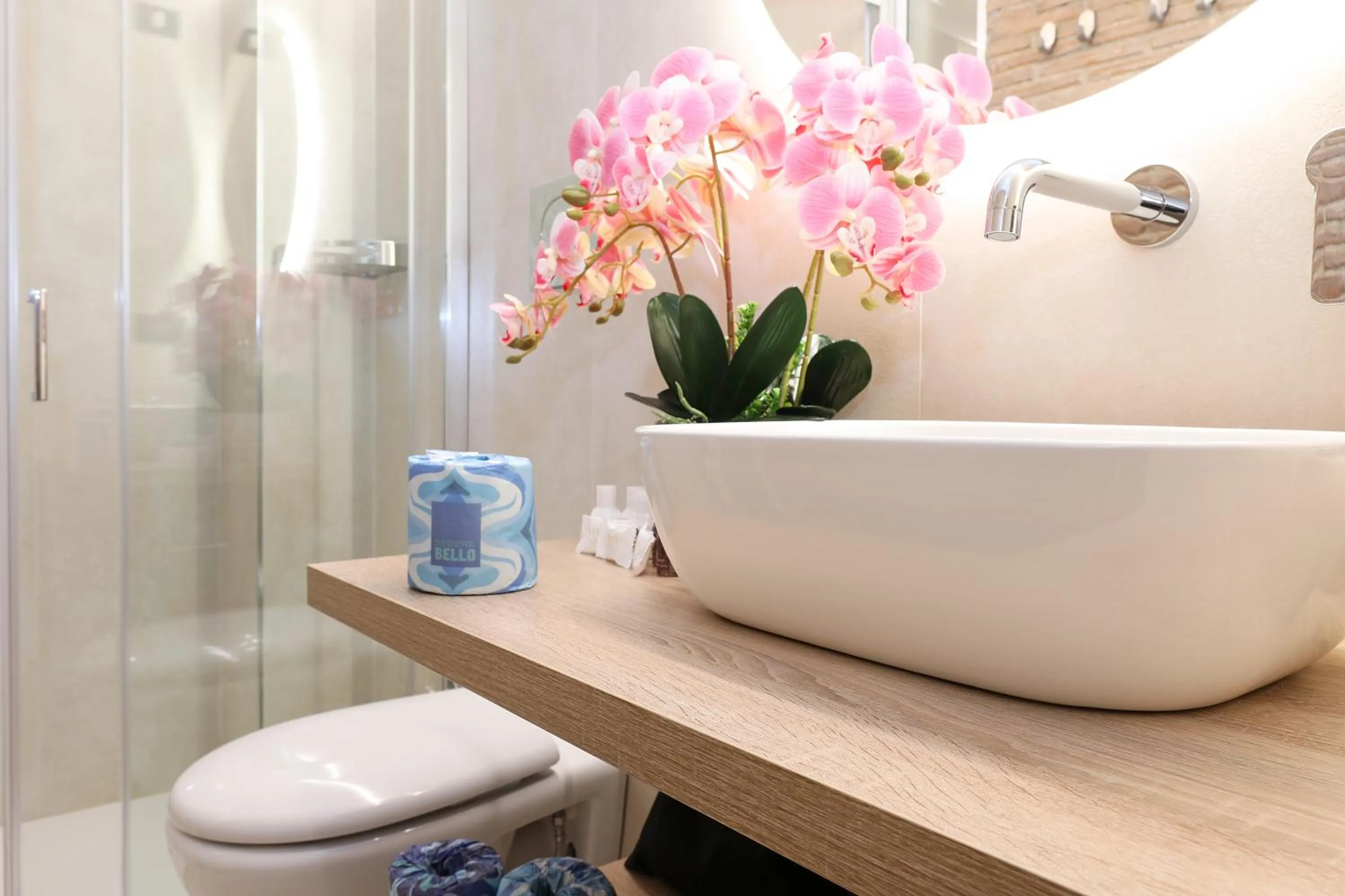 Shower in Grand Tour Rome Suites - Liberty Collection