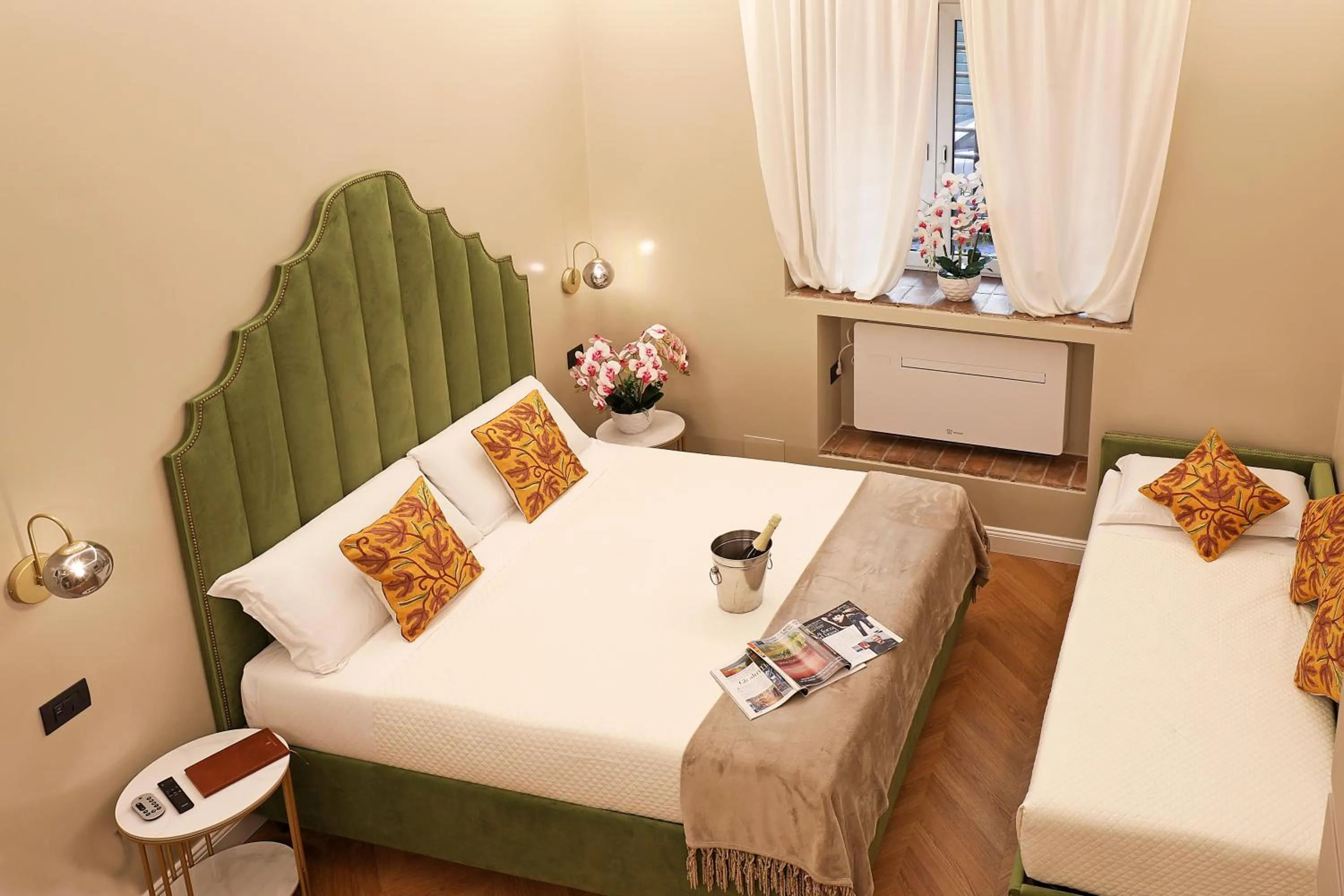 Bed in Grand Tour Rome Suites - Liberty Collection