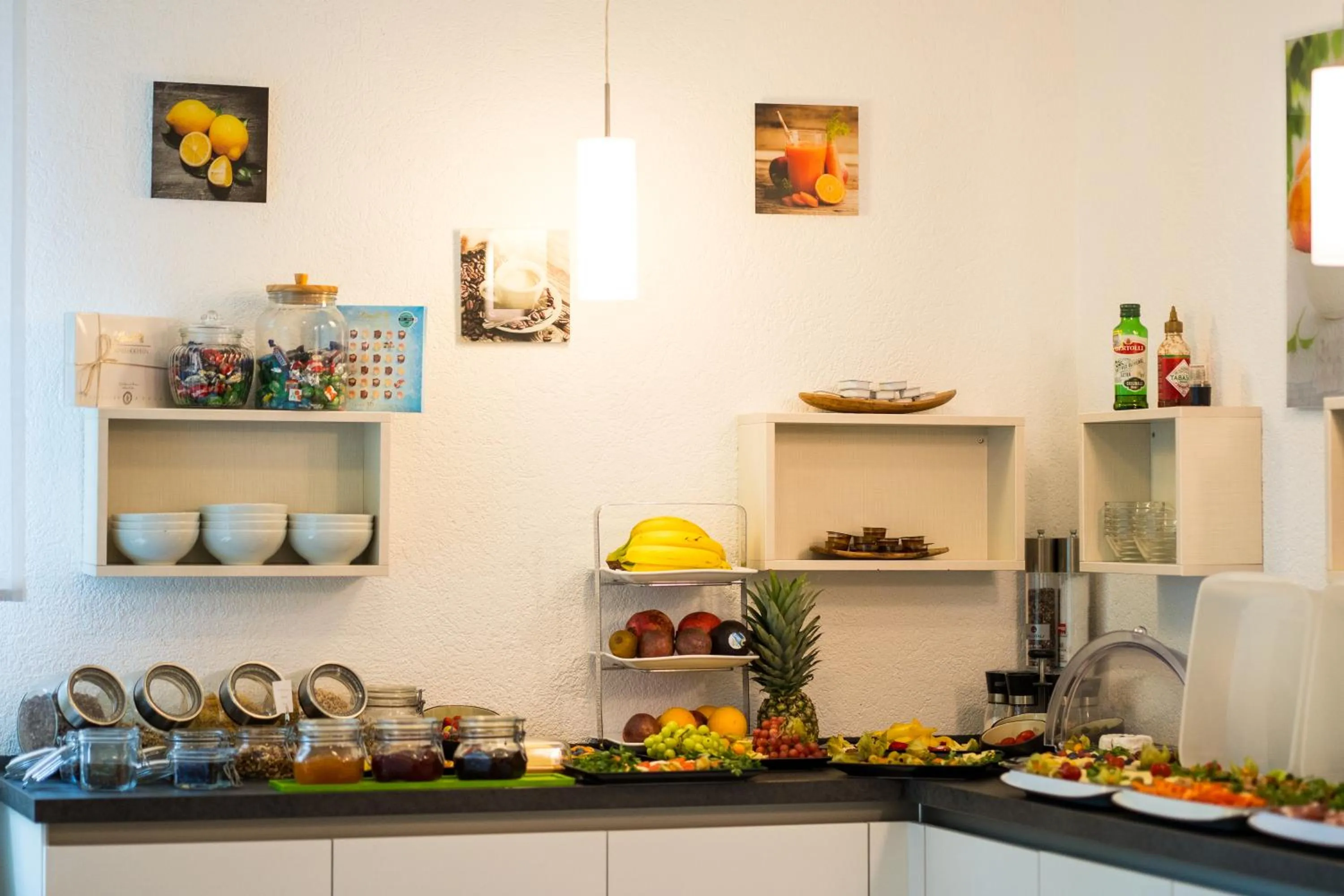 Buffet breakfast in B&B Outlet Hotel - Metzingen - Bad Urach - Free Parking