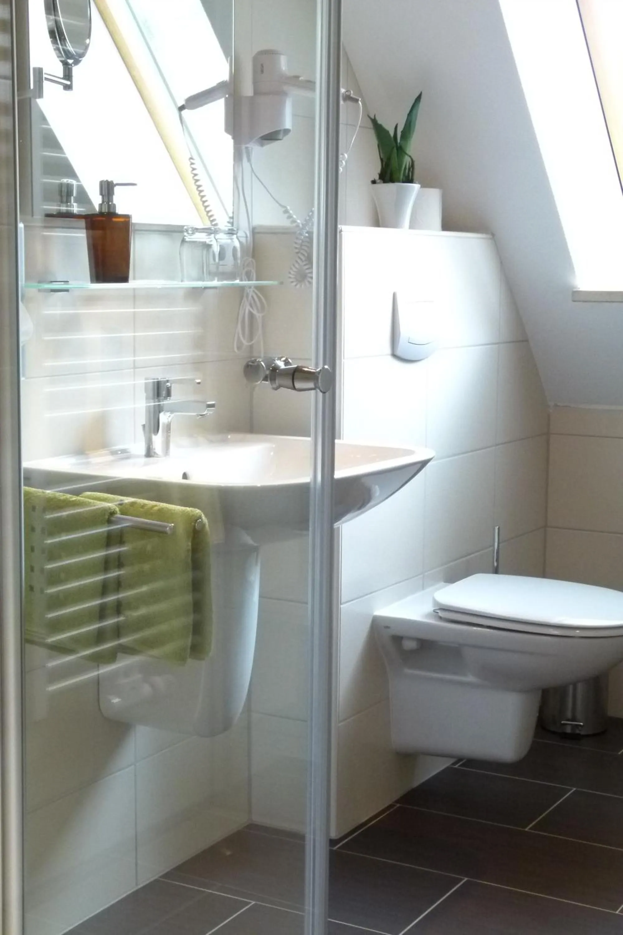 Bathroom in Hotel-Gasthof zur Sonne