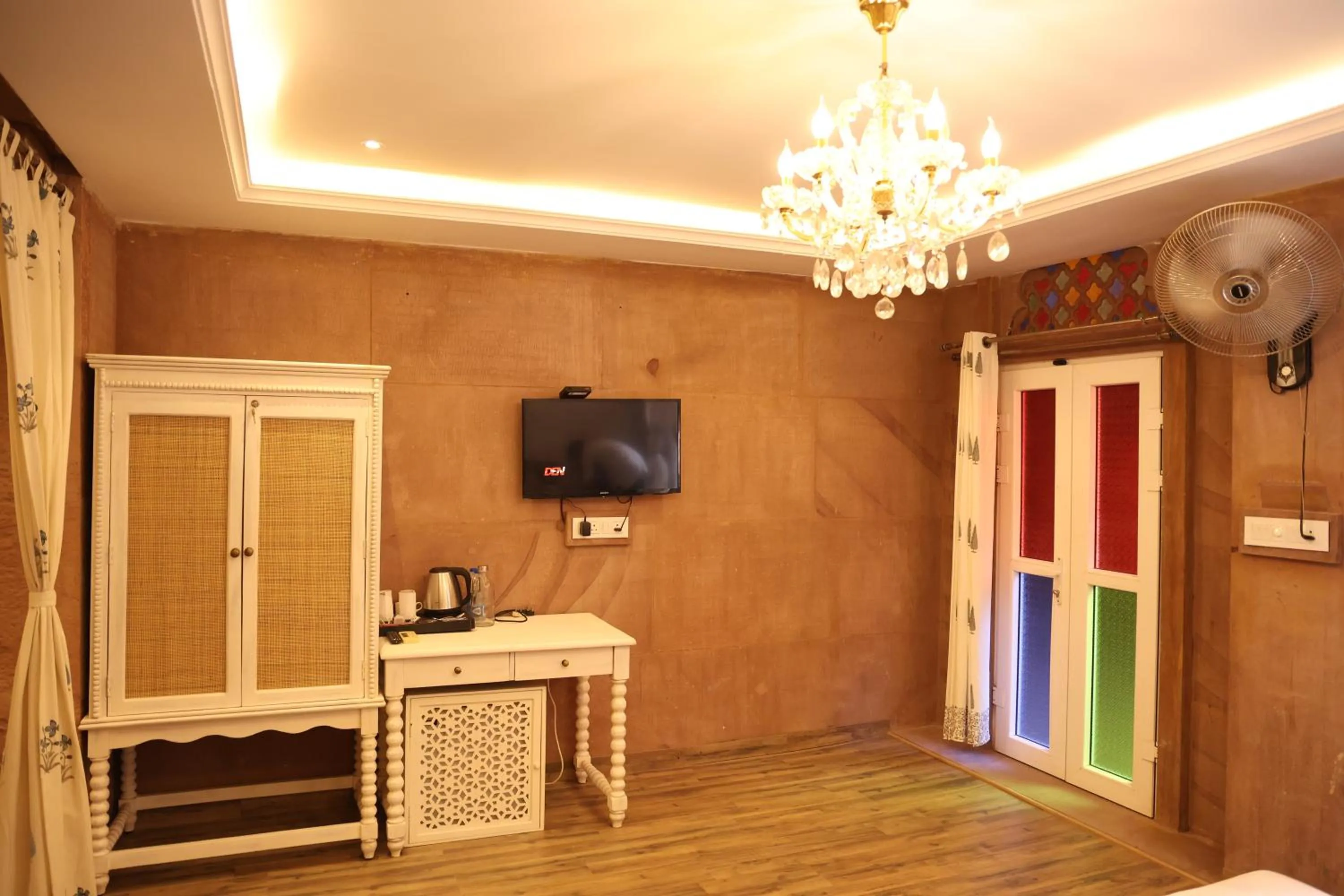 TV and multimedia in Rani Mahal