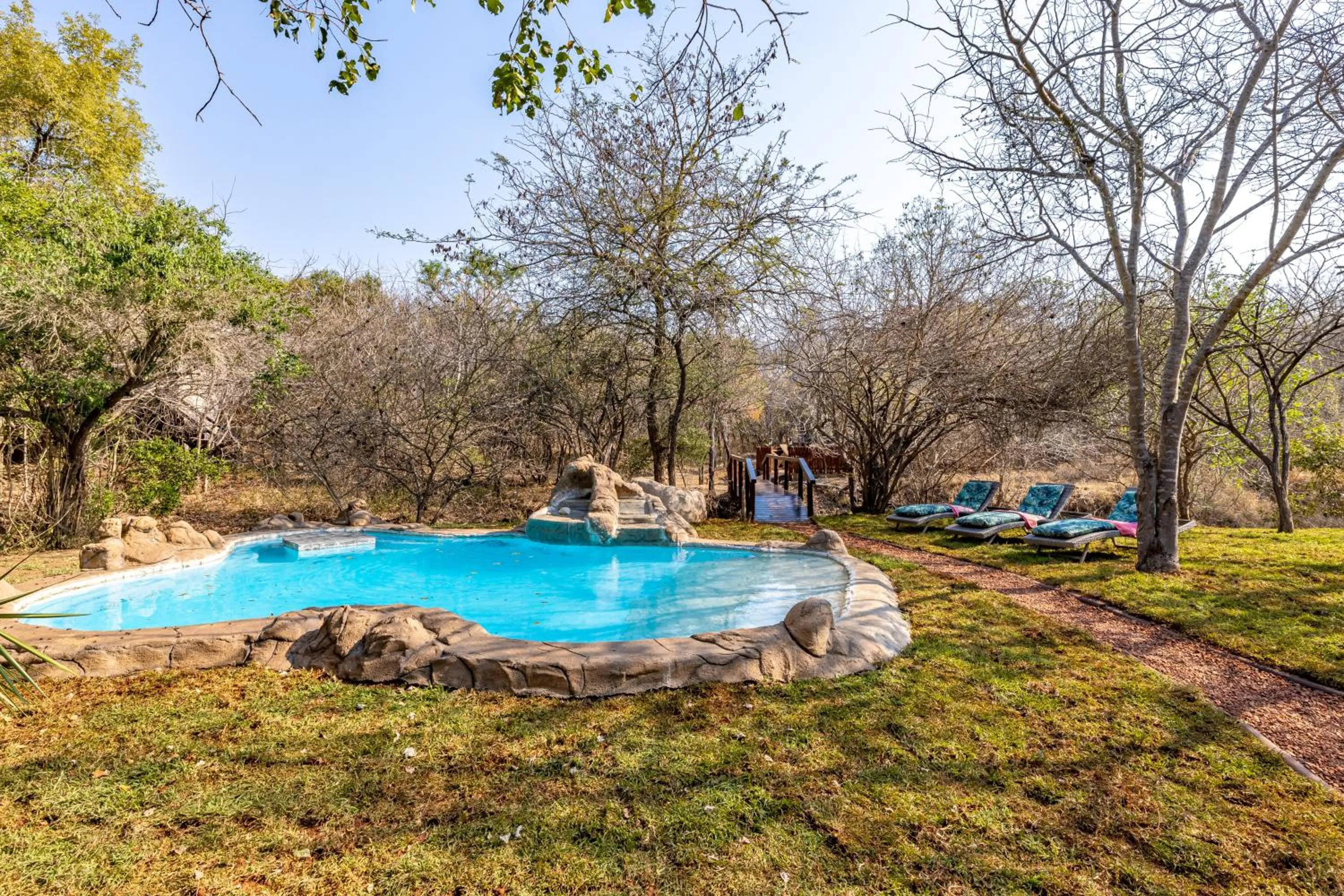 Swimming pool in Kusudalweni Safari Lodge and Spa