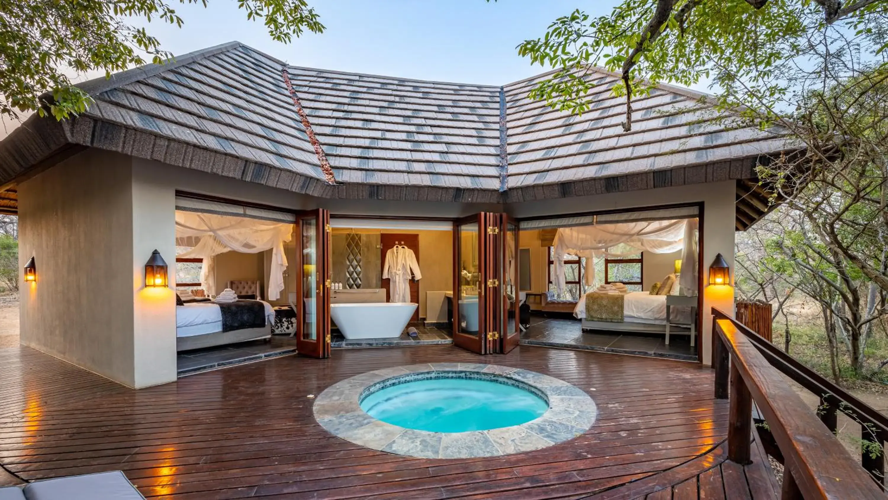 Family Room with Balcony in Kusudalweni Safari Lodge and Spa Family Room with Balcony in Kusudalweni Safari Lodge and Spa