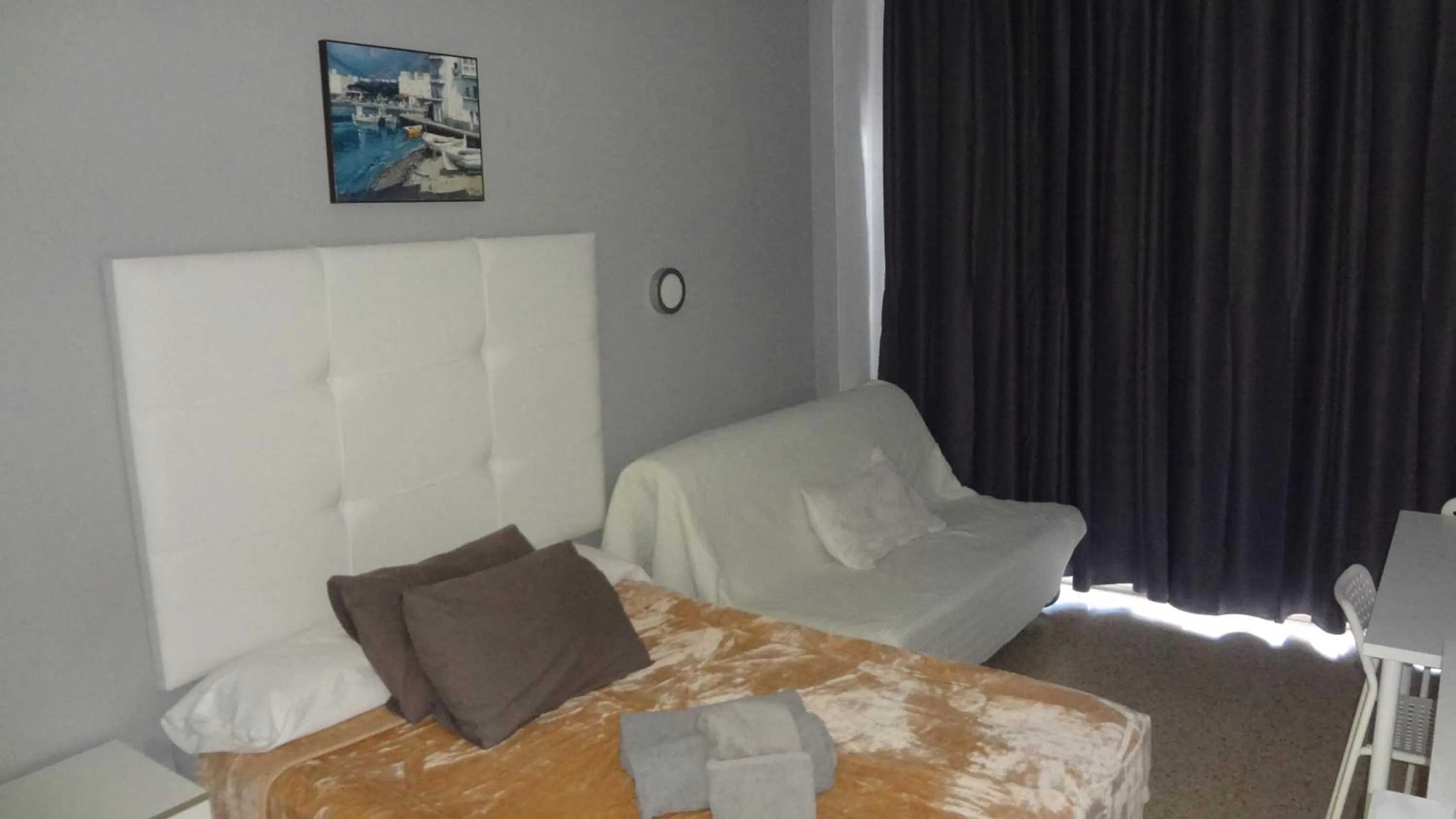 Bed in Hotel Carlos I