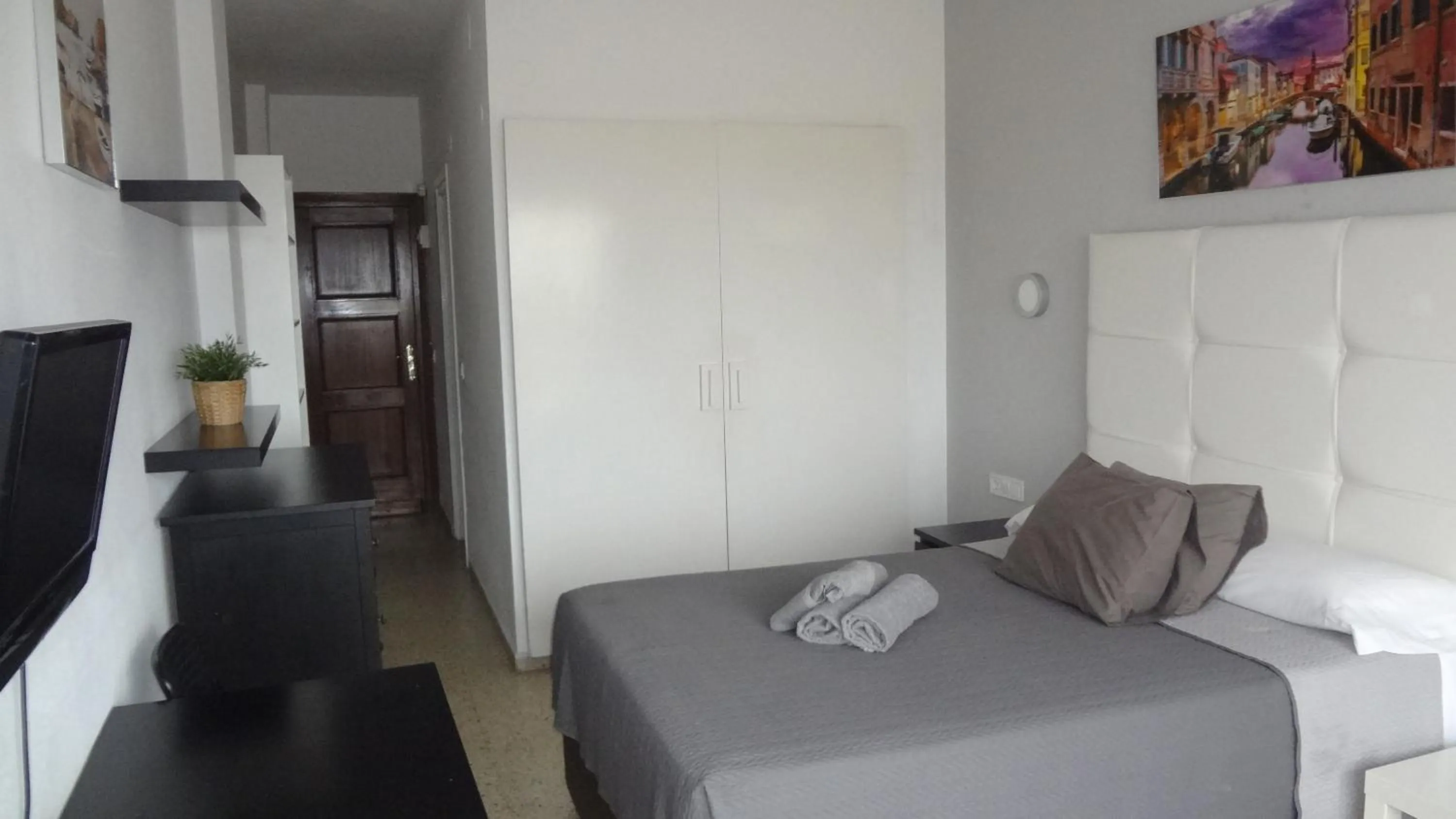 Bedroom, Bed in Hotel Carlos I