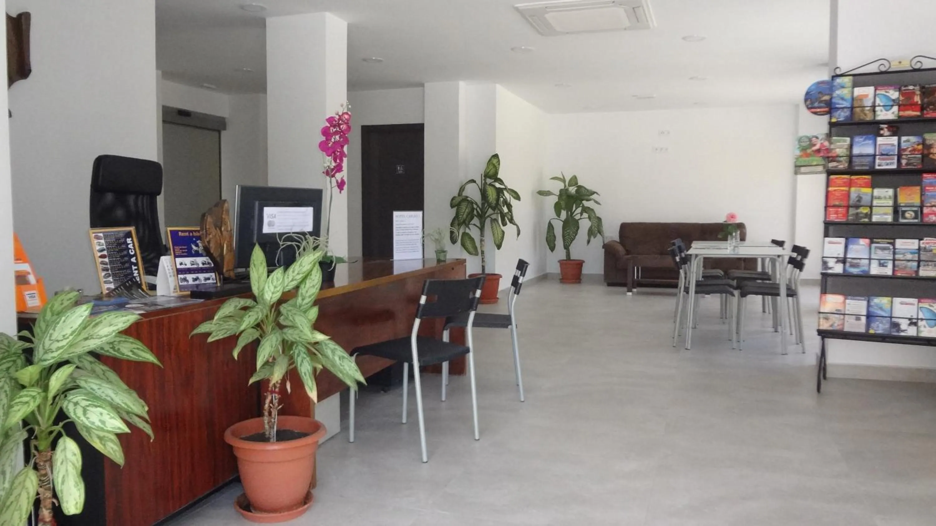 Lobby or reception in Hotel Carlos I