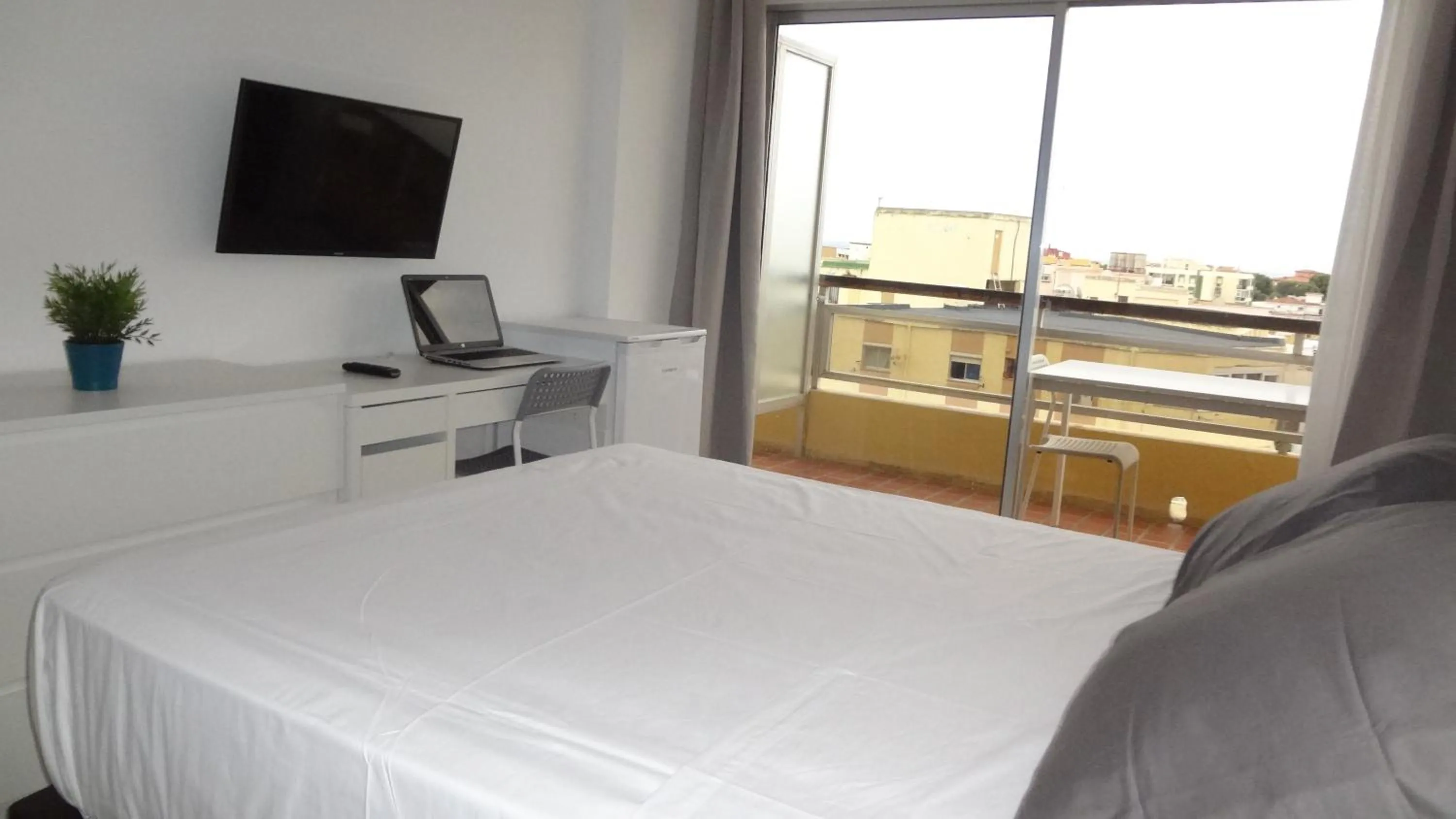 Bedroom, Bed in Hotel Carlos I