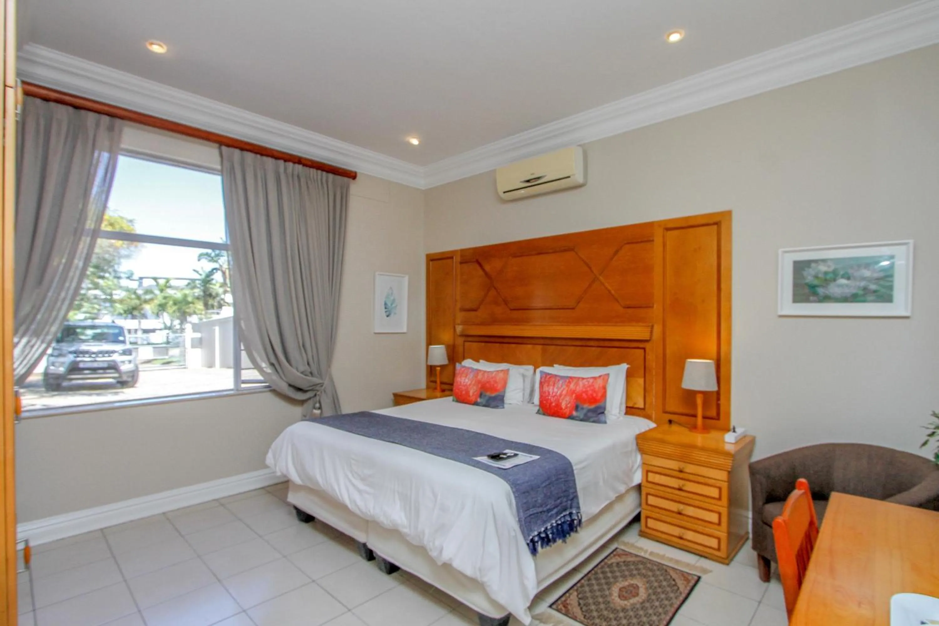 Bed in The Sandringham Bed & Breakfast and Self-Catering