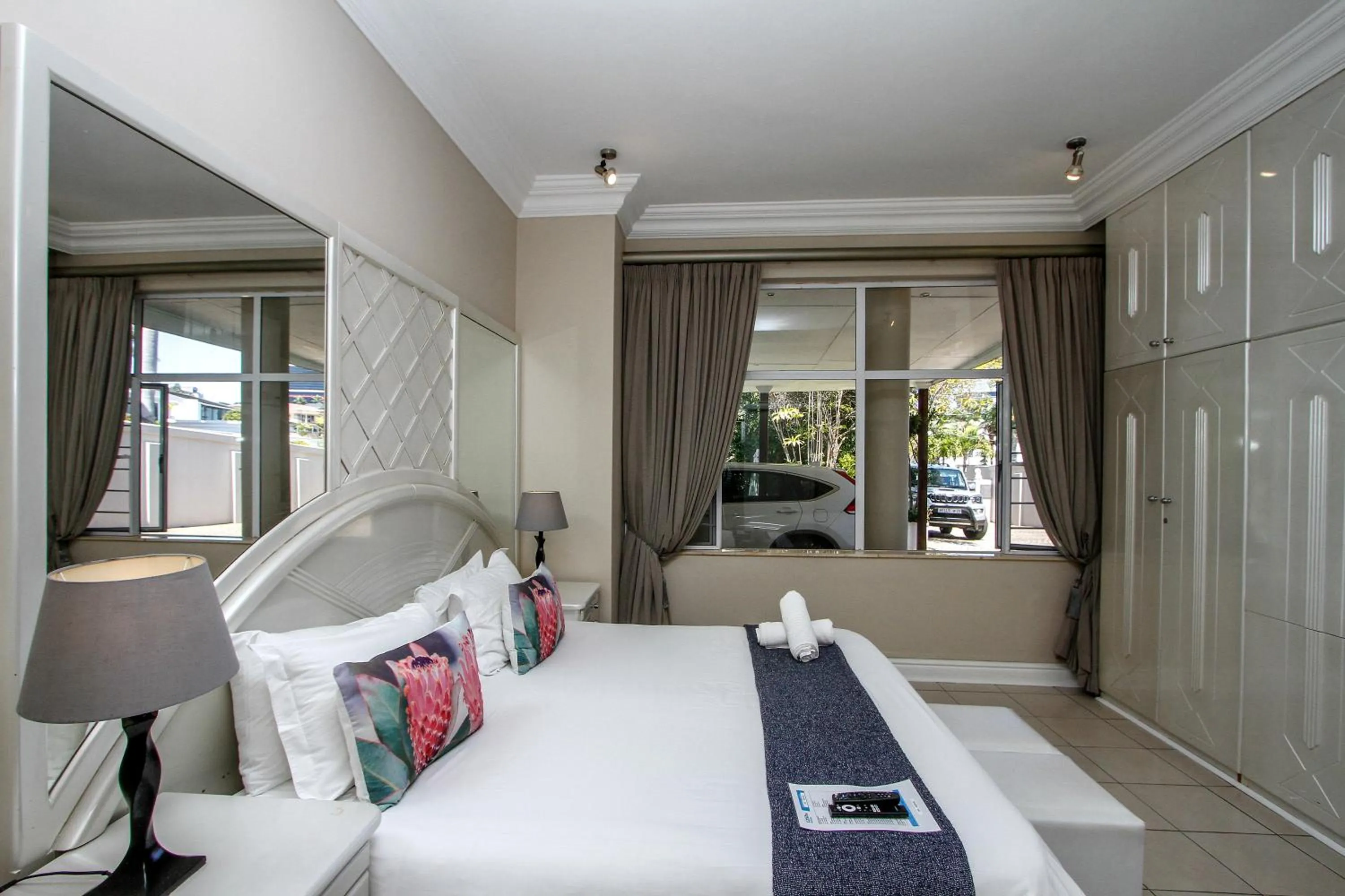 Bed in The Sandringham Bed & Breakfast and Self-Catering