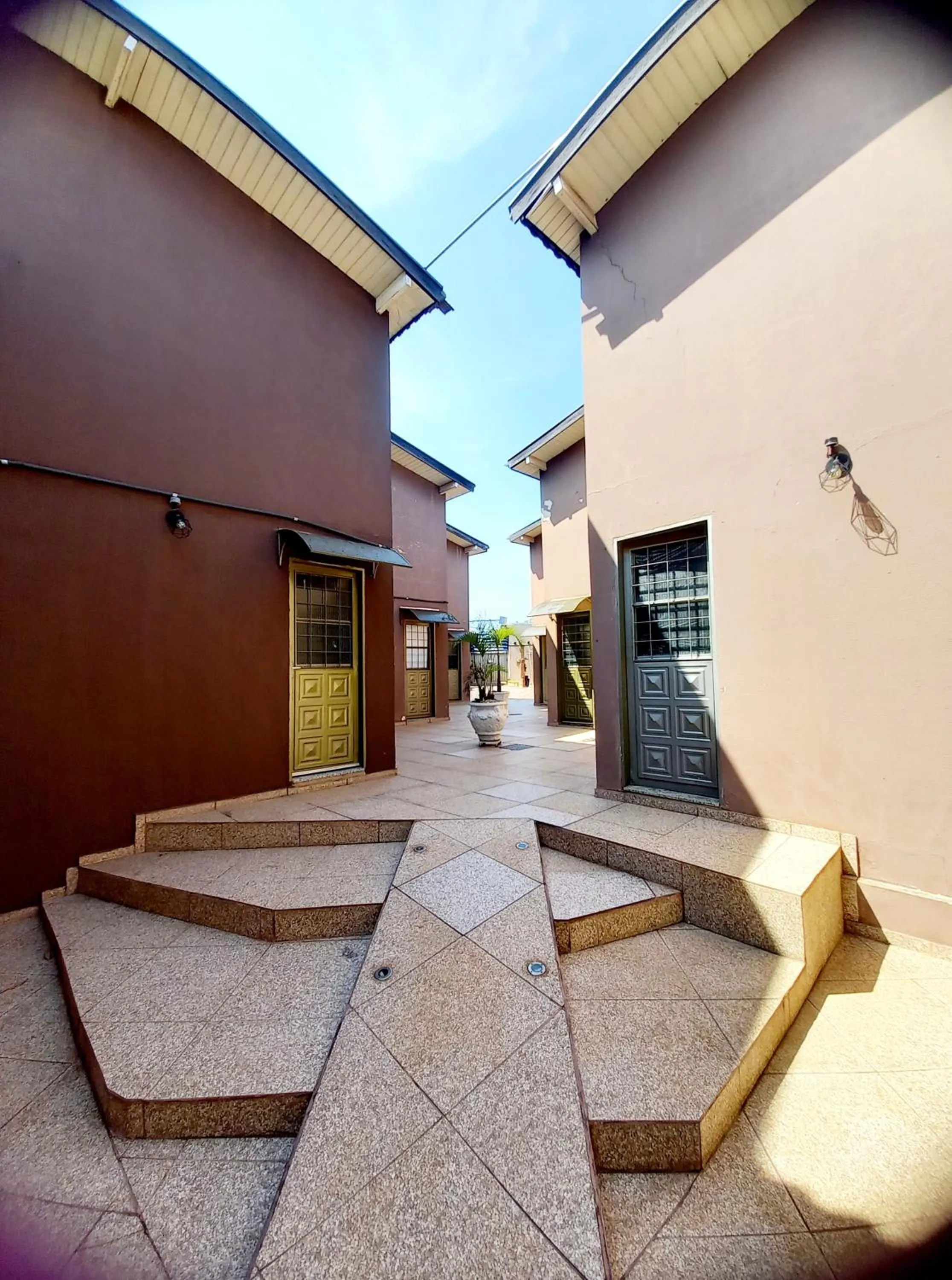 Flat Duplex - Flat & Residence Premium