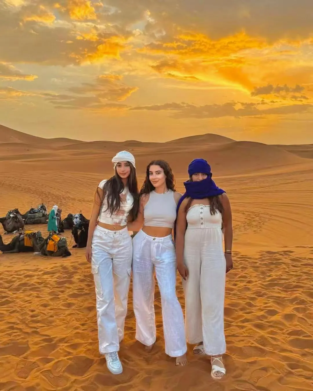 Merzouga Luxury Camp