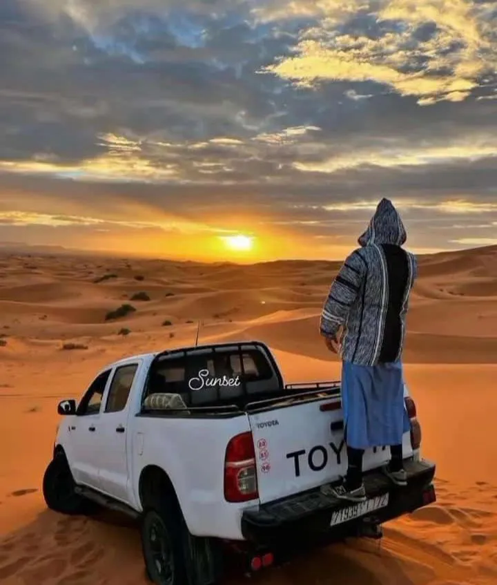 Merzouga Luxury Camp