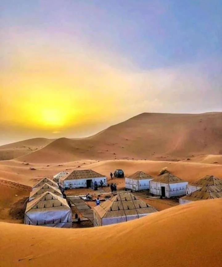 Merzouga Luxury Camp